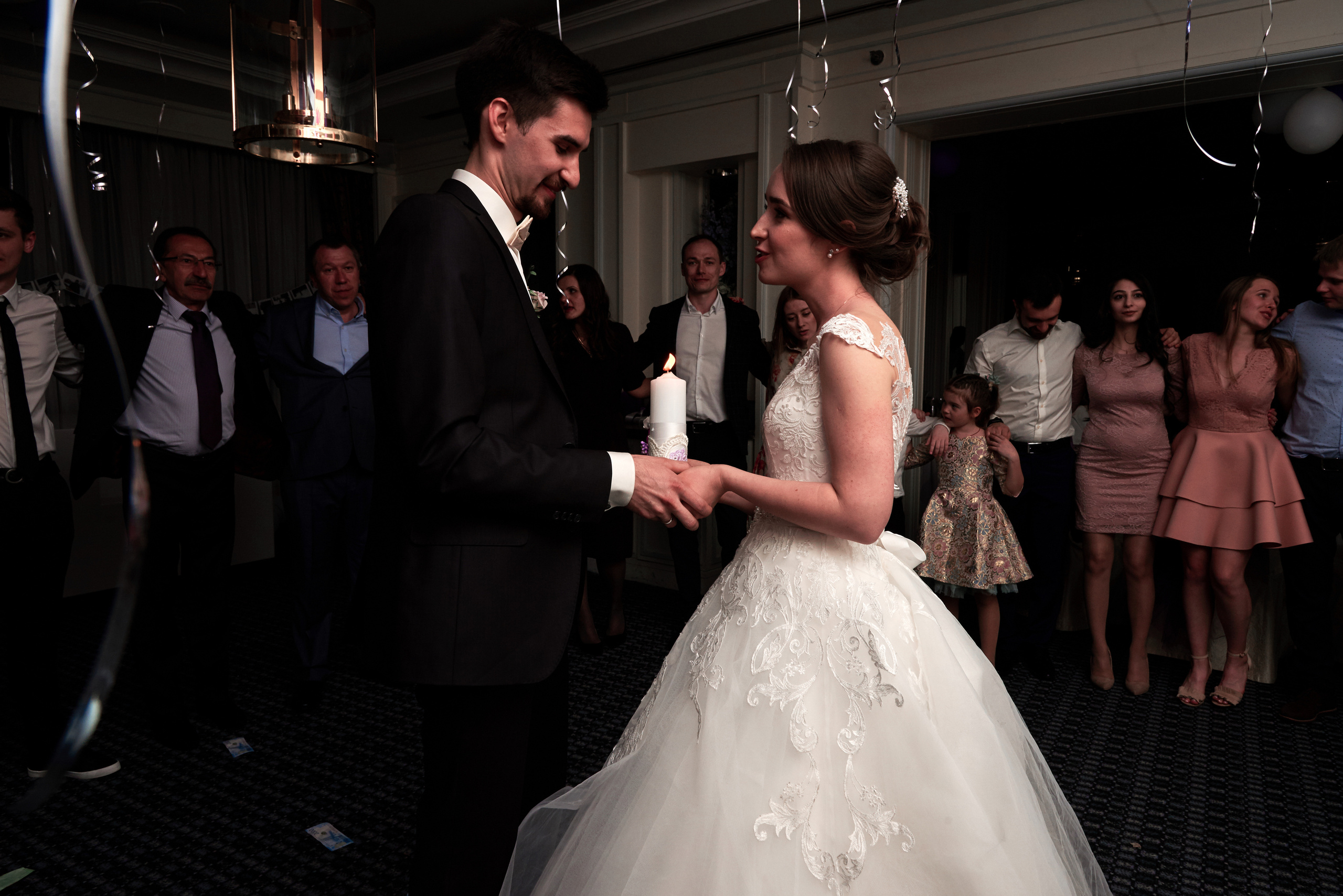 Свадебная фотосъемка на ВДНХ. Свадебный фотограф в Москве Станислав Донченко