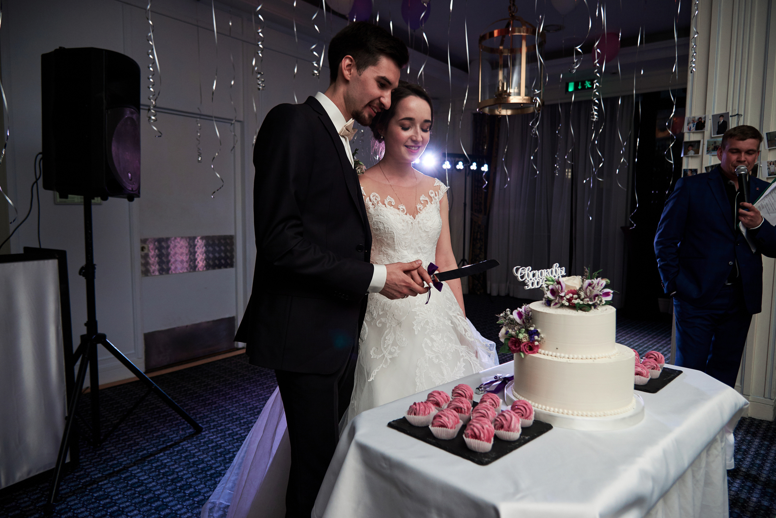 Свадебная фотосъемка на ВДНХ. Свадебный фотограф в Москве Станислав Донченко