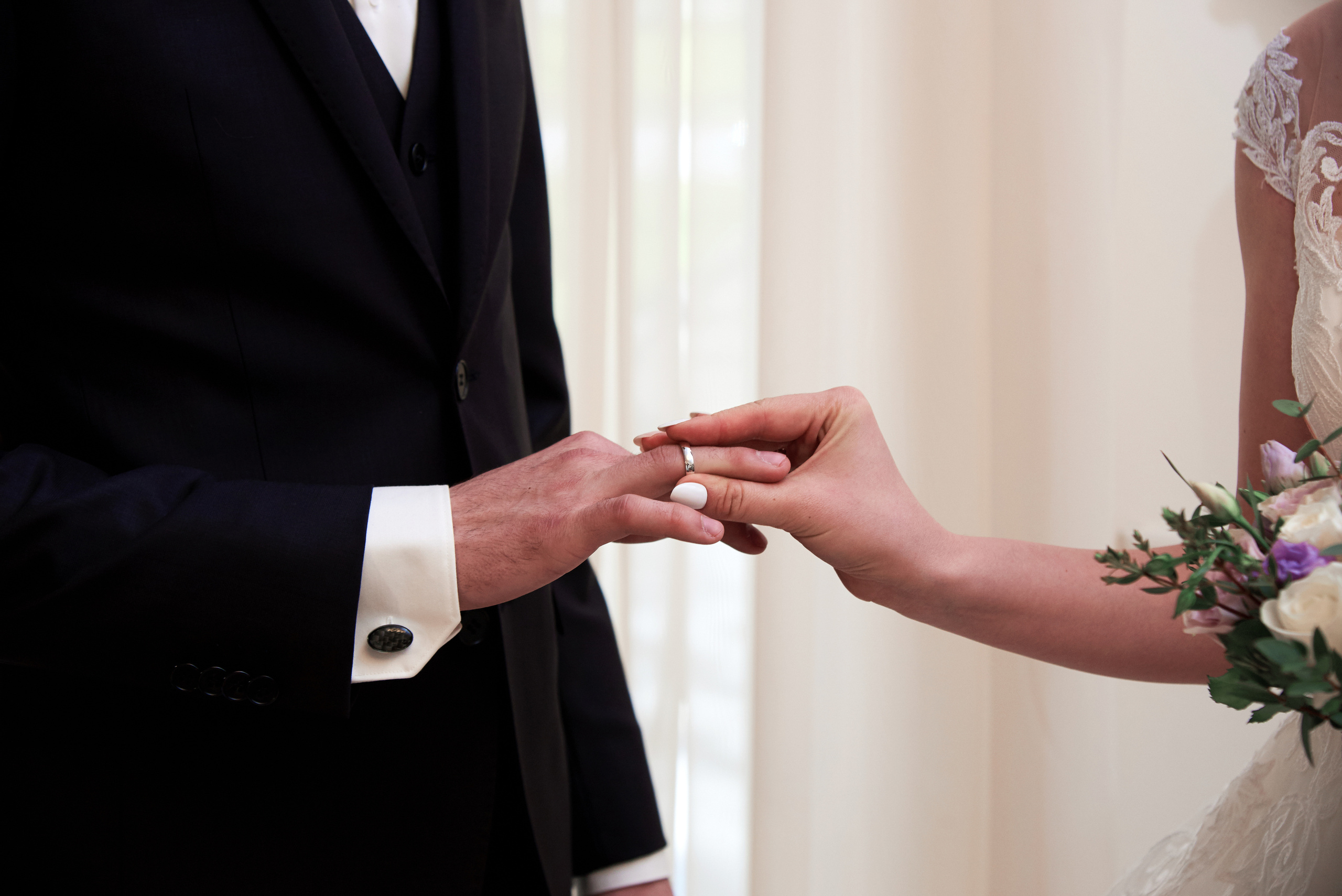 Свадебная фотосъемка на ВДНХ. Свадебный фотограф в Москве Станислав Донченко