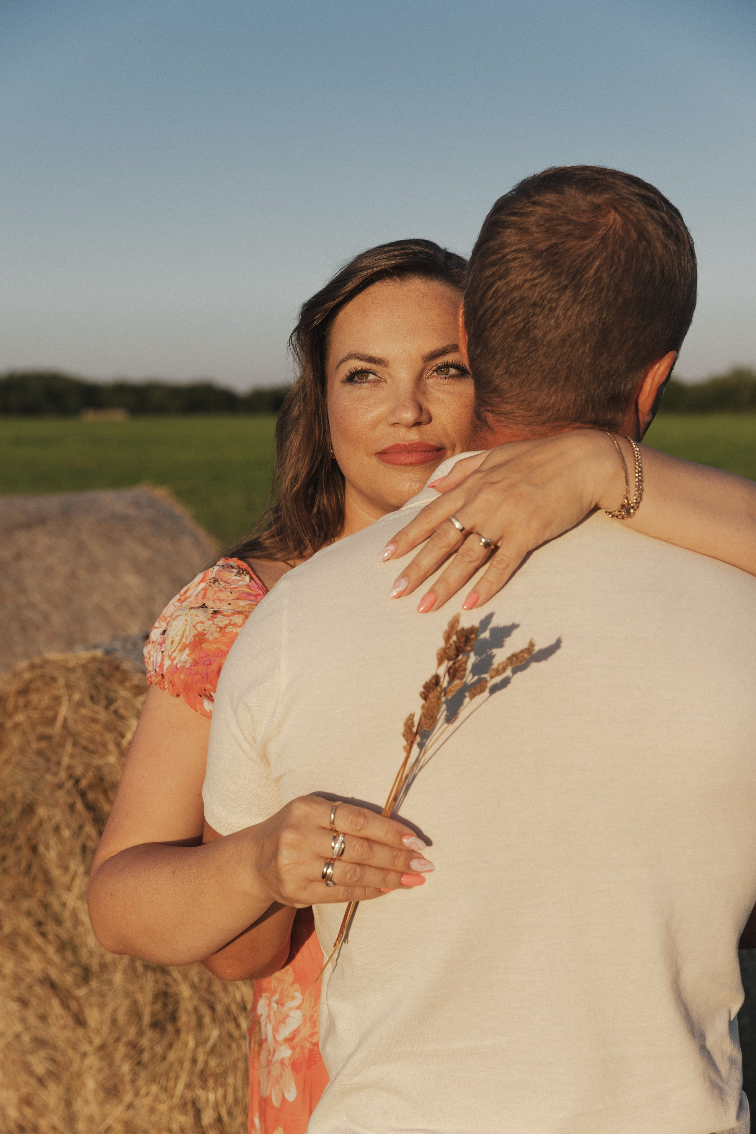Любовь в поле. Свадебный и семейный фотограф в Карелии