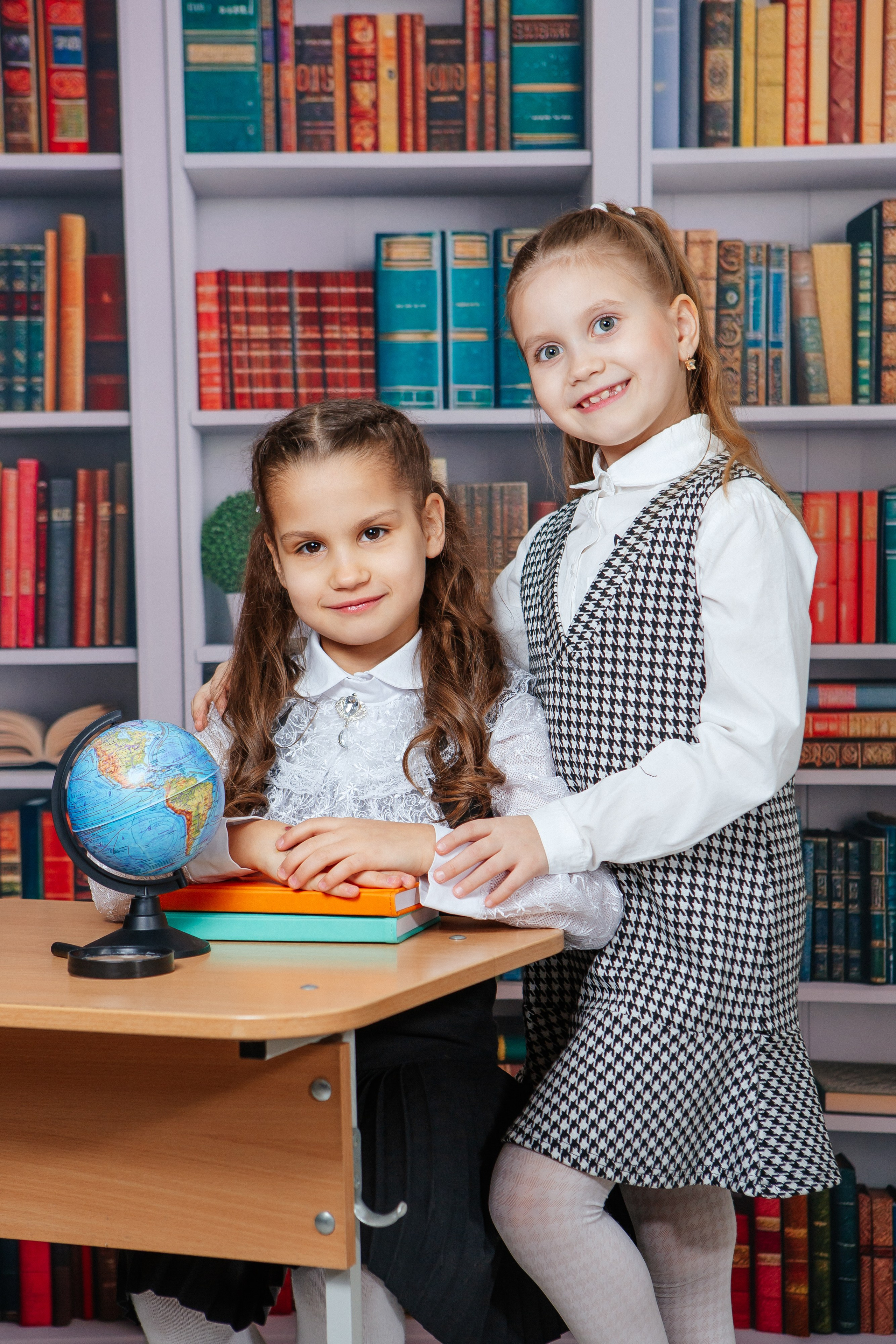 Стеллаж. Выездной проект. Фото дети. Выпускные альбомы Нижний Тагил