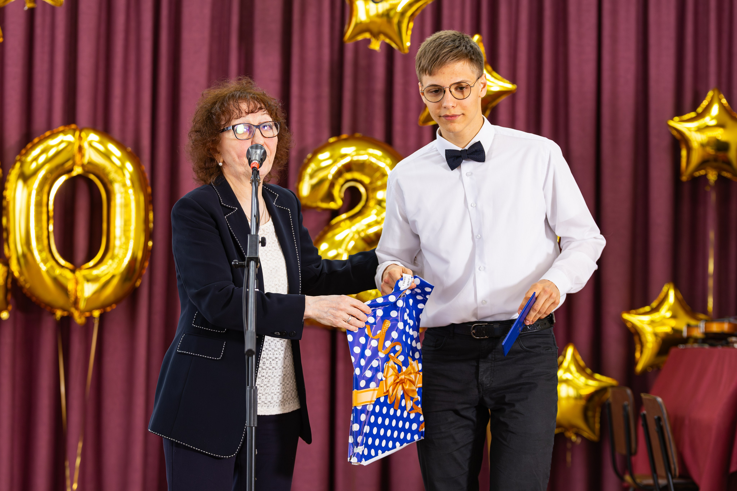 Выпускной музыкальная школа № 8. Фотограф Александр Поздняков  Новосибирск