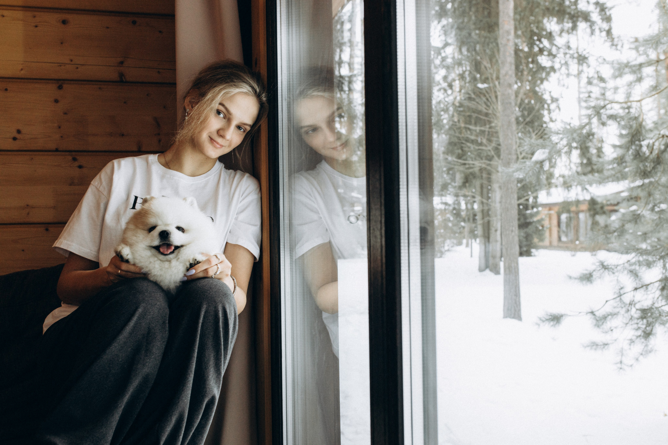 Коттедж и лес. Фотосервис курорта «Охта Парк­­­»