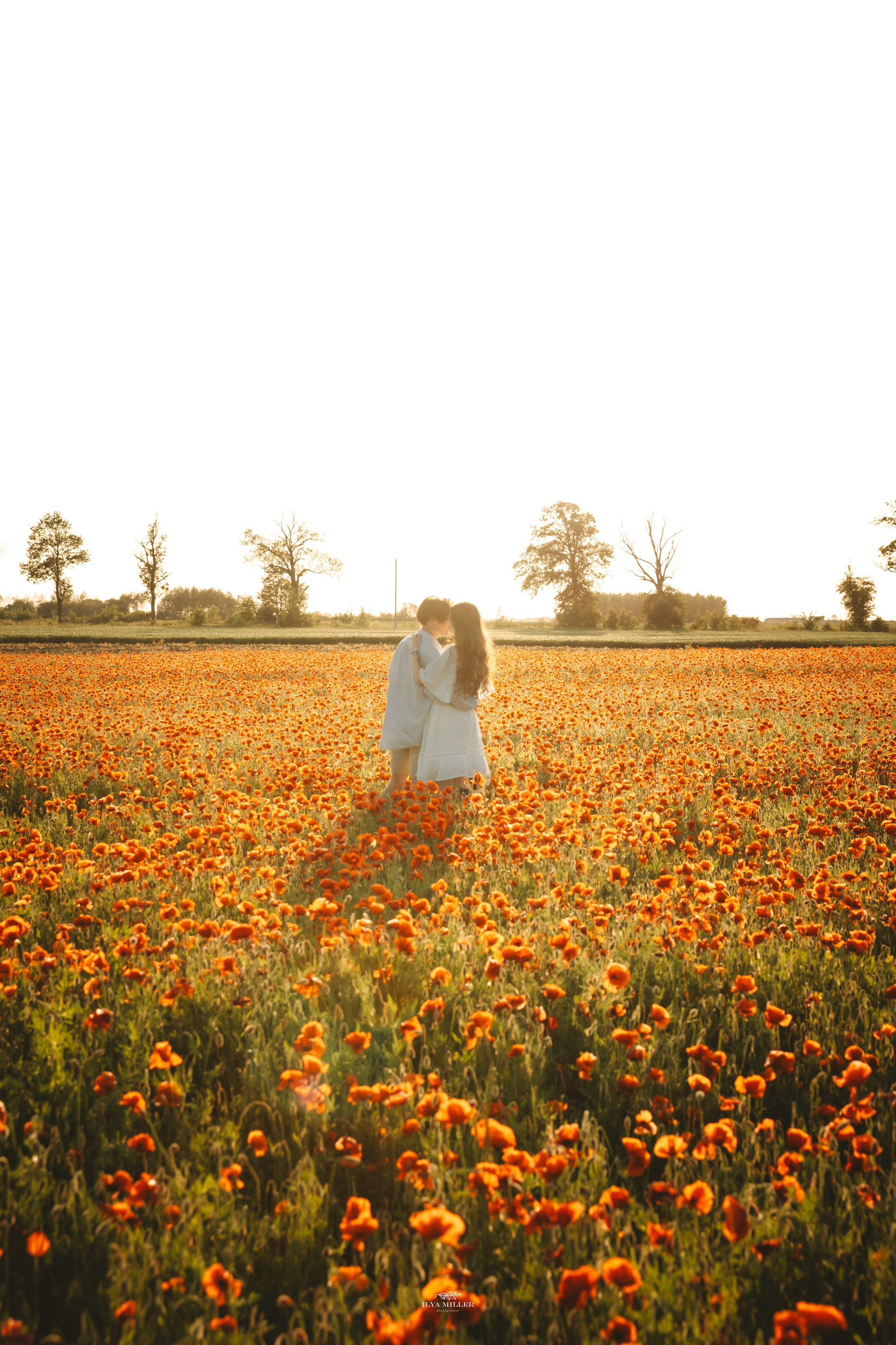 Дина и Влад / Маковые поля. Фотограф Калининград Илья Миллер