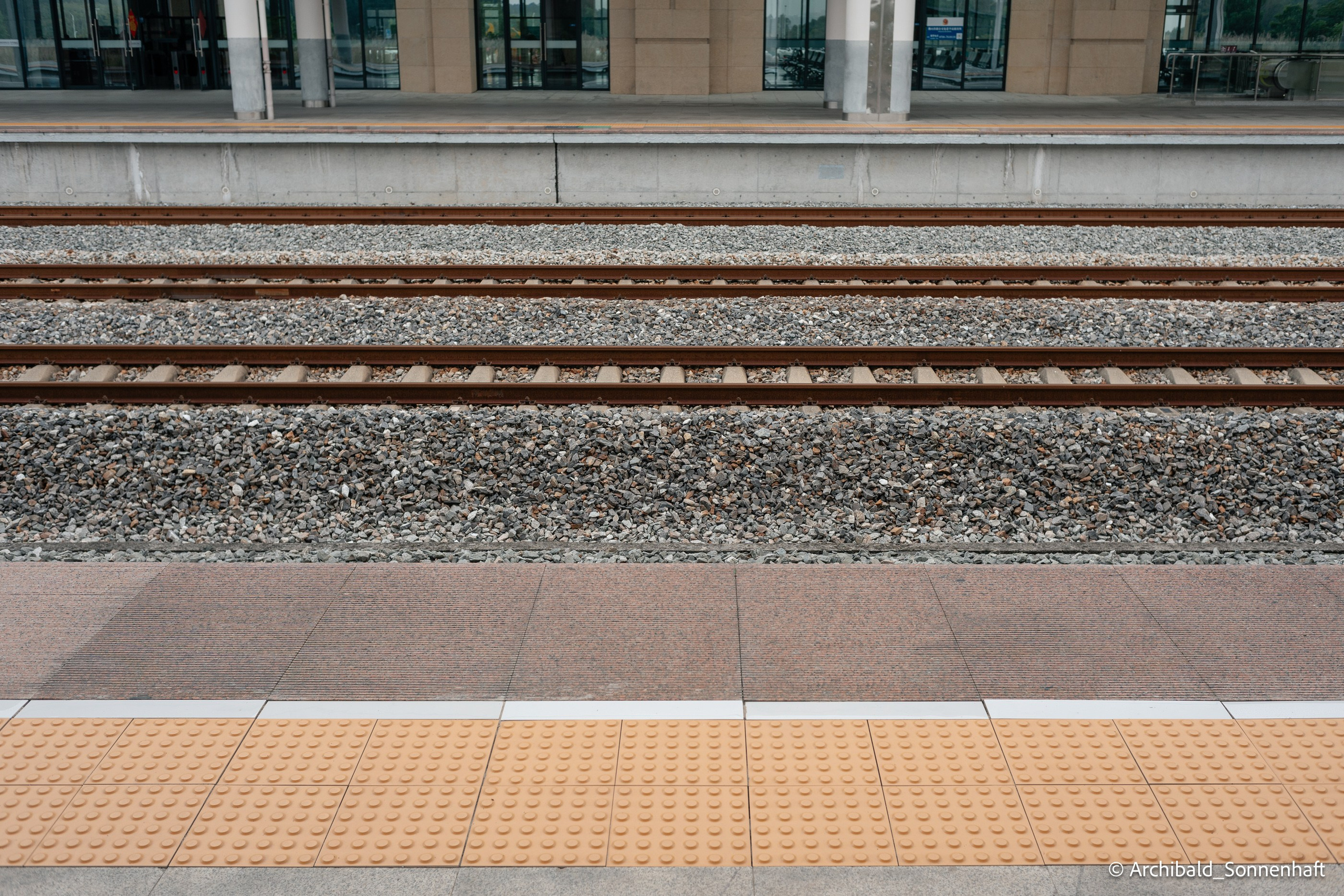 Diaolou in Kaiping. Photographer in Guangzhou, China. Archibald Sonnenhaft