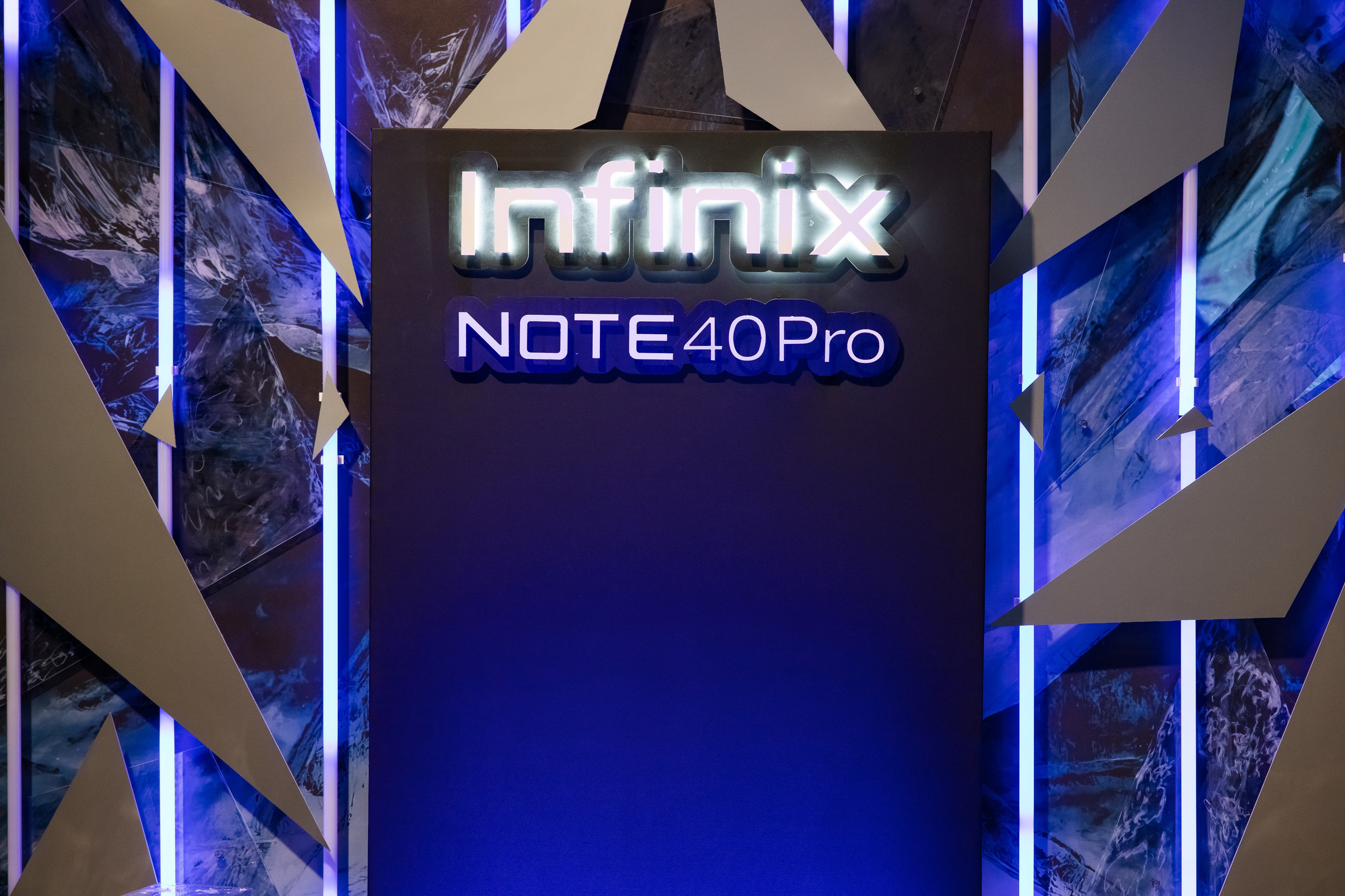 Презентация Infinix. Свадебный репортажный фотограф в Москве