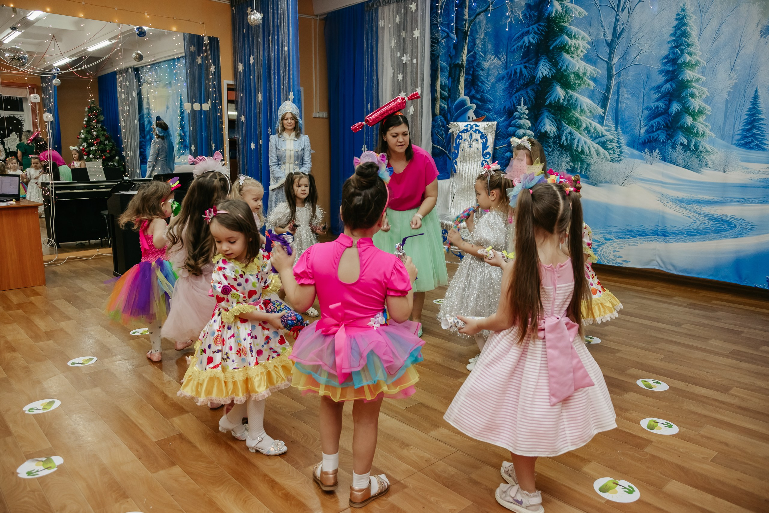 Репортаж в саду (утренник/день в саду). Фотограф на первый годик, семейный и детский фотограф в Новосибирске