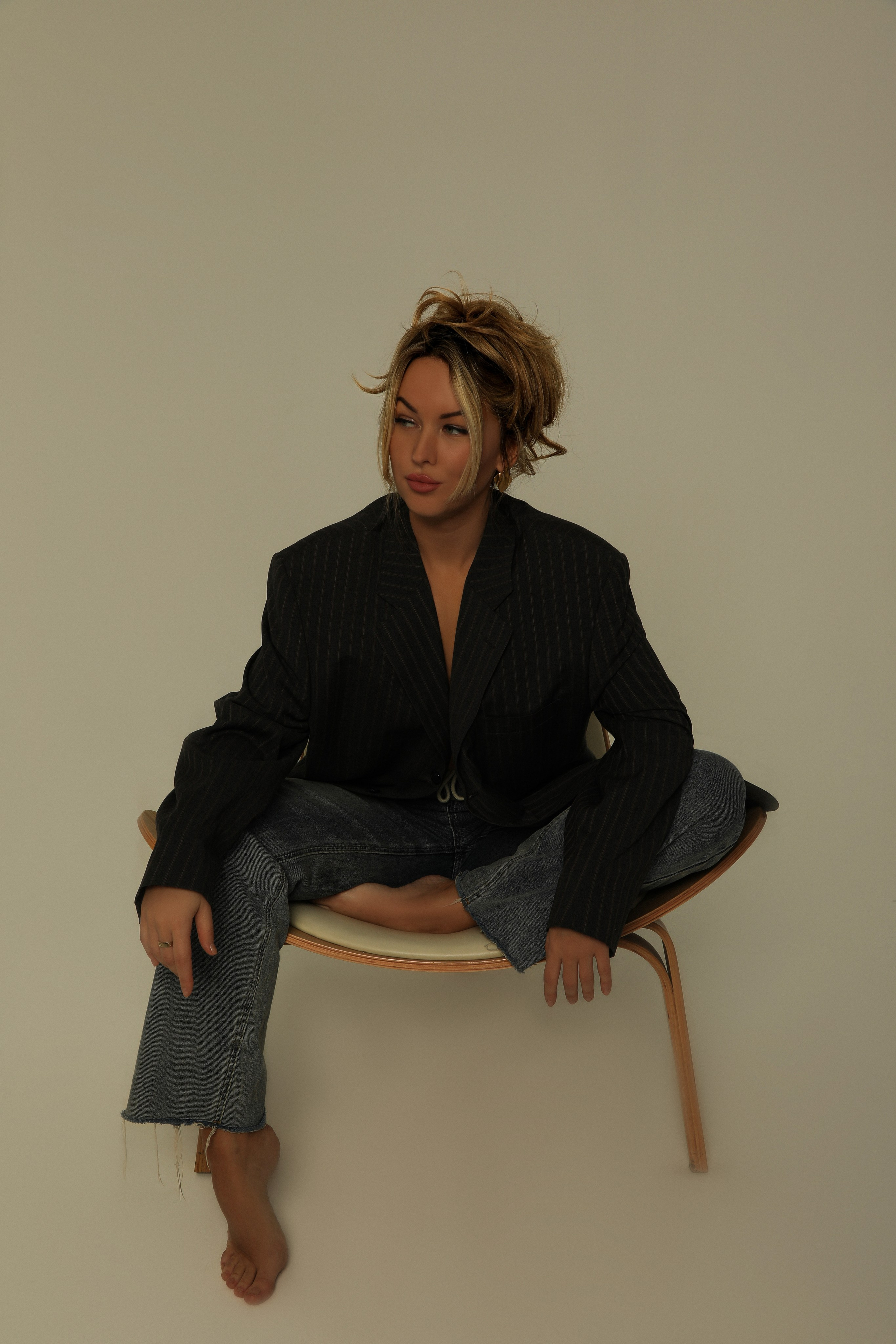 ЖЕНСКИЙ ПОРТРЕТ. Главная