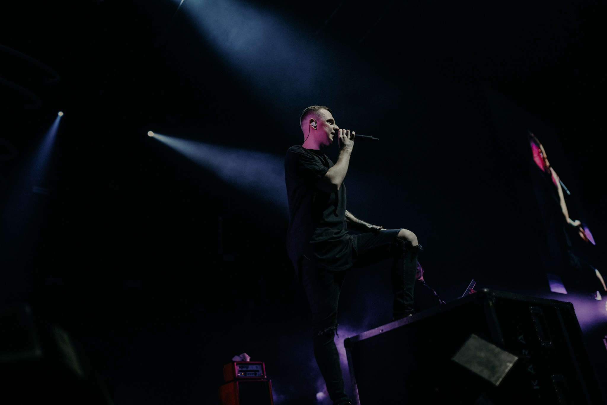 ANACONDAZ @MUSIC MEDIA DOM