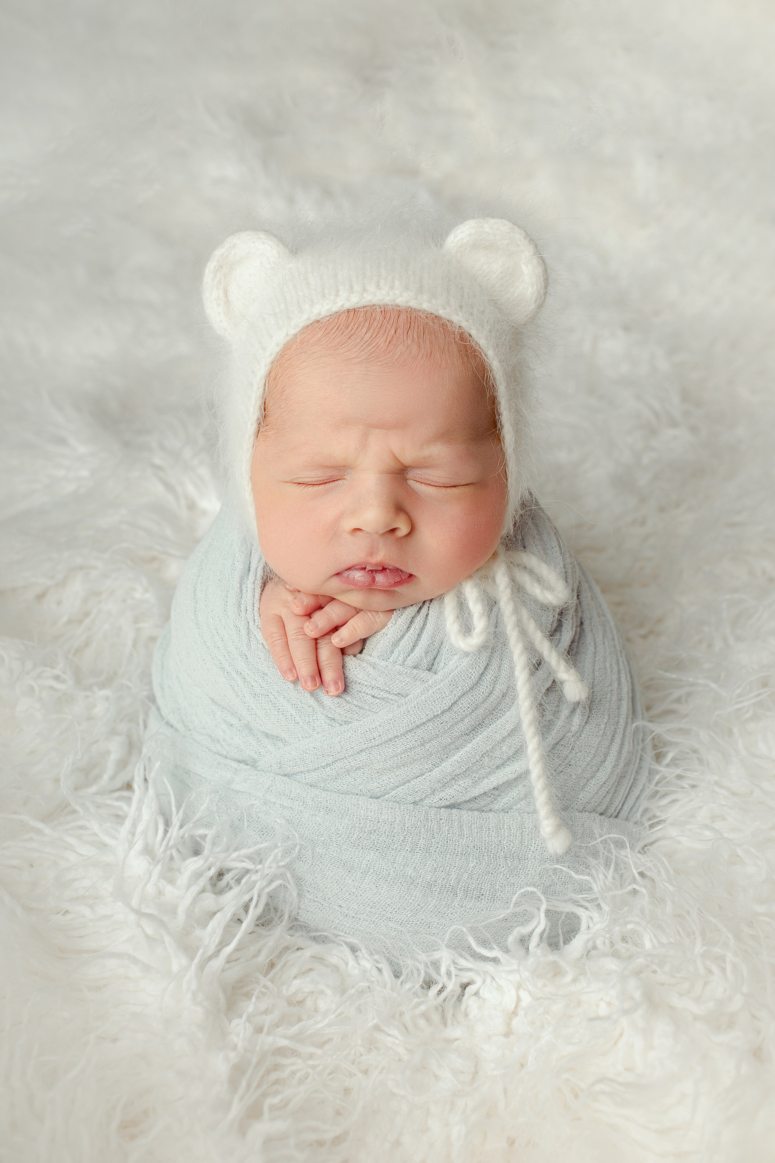 Ньюборн мальчики. Фотограф новорожденных, семейный, детский фотограф в Москве и Московской области
