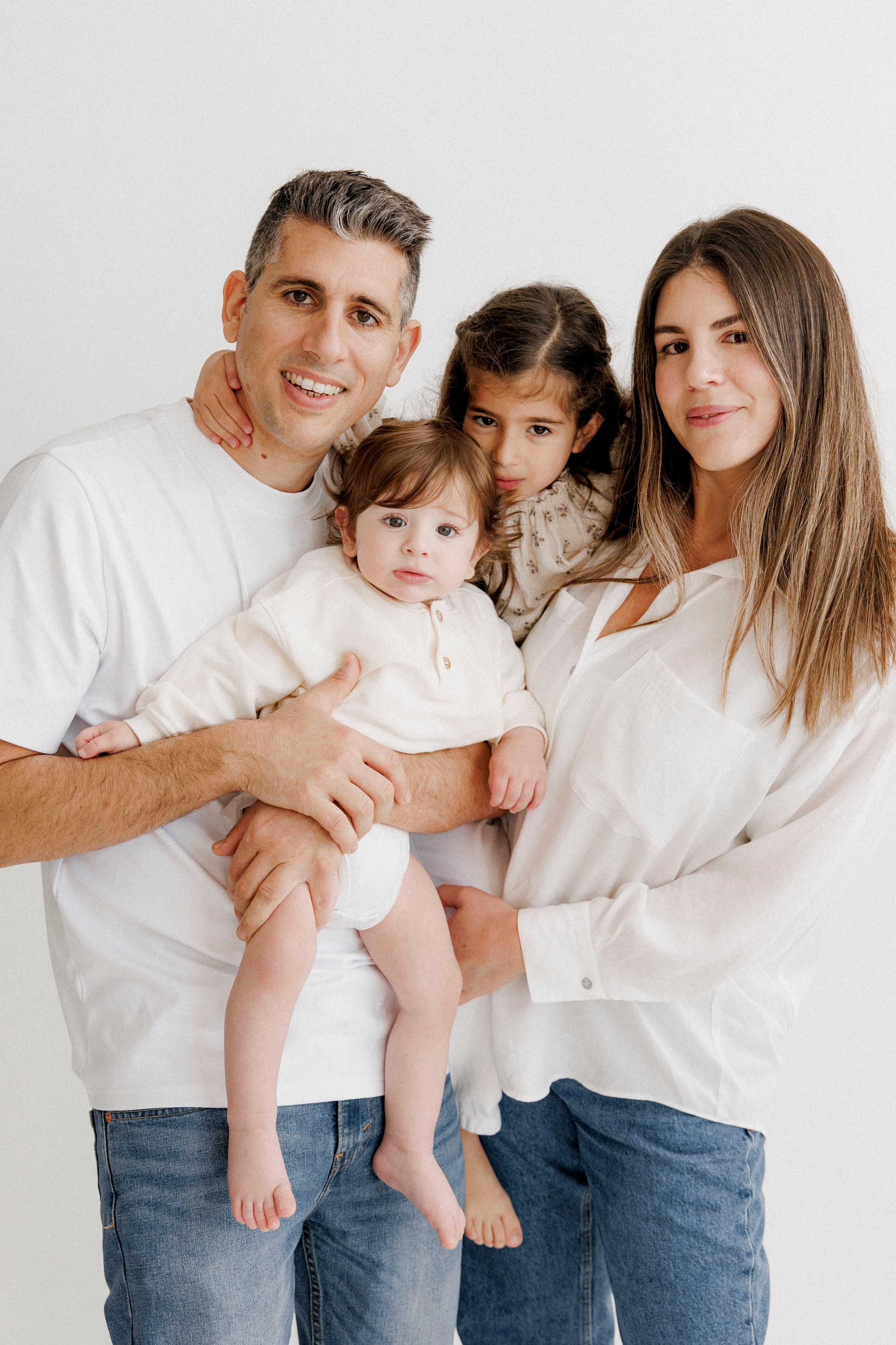 One year inside the White studio. Wedding and family photographer