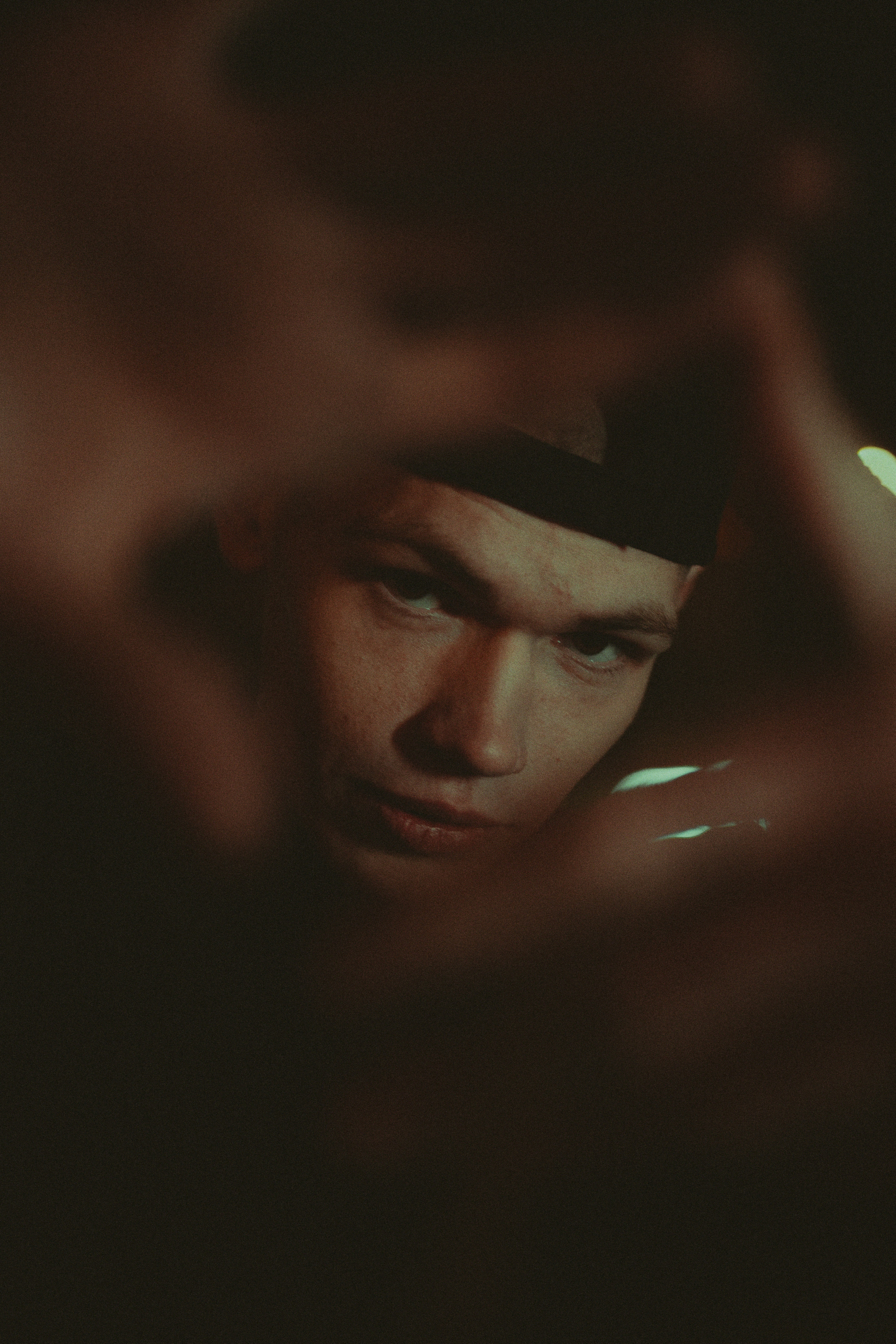 Зама - городской портрет стрит стайл. Тот самый свадебный и портретный фотограф в Кирове