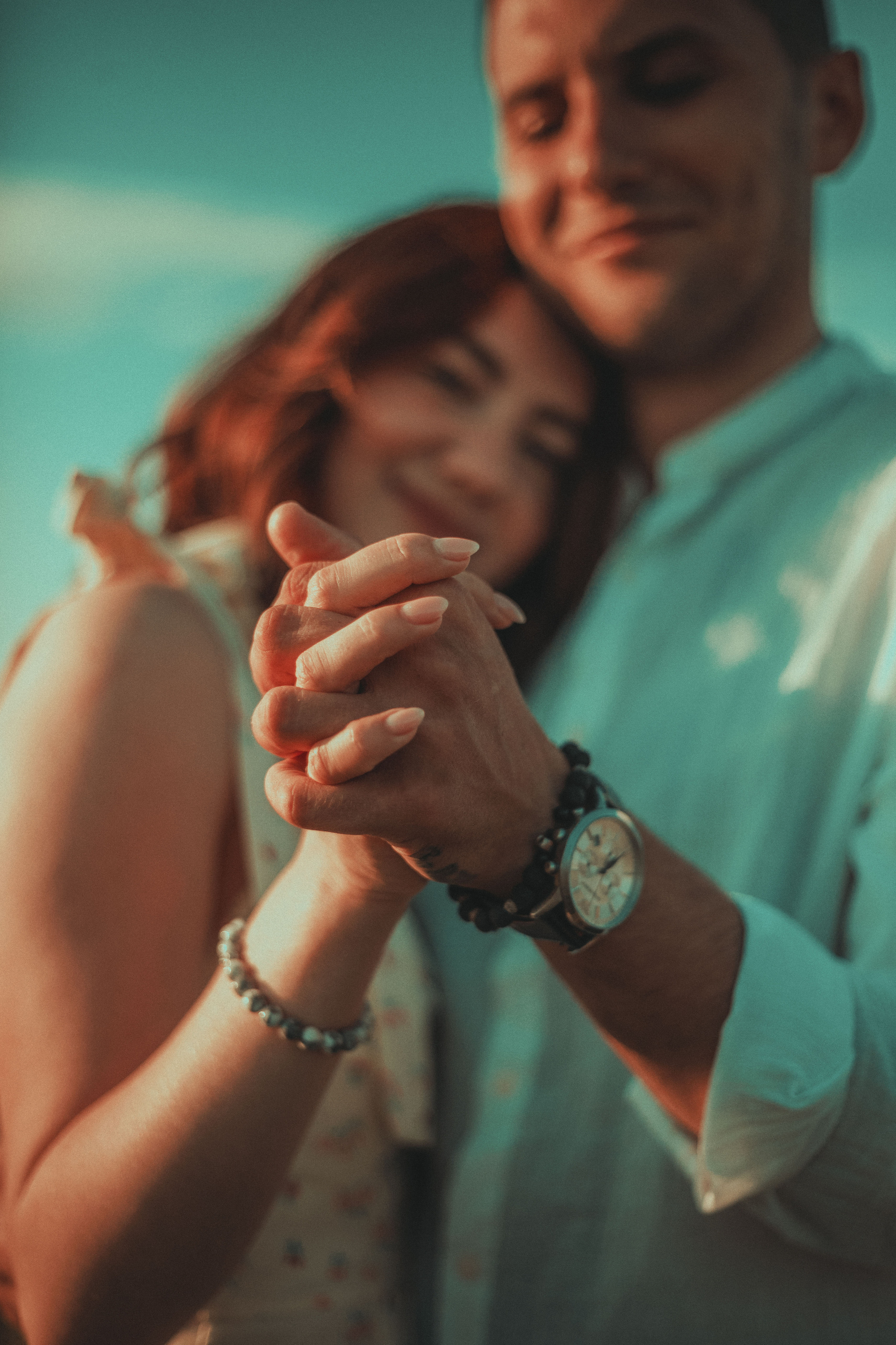 Елена и Алексей лавстори съемка в поле. Тот самый свадебный и портретный фотограф в Кирове