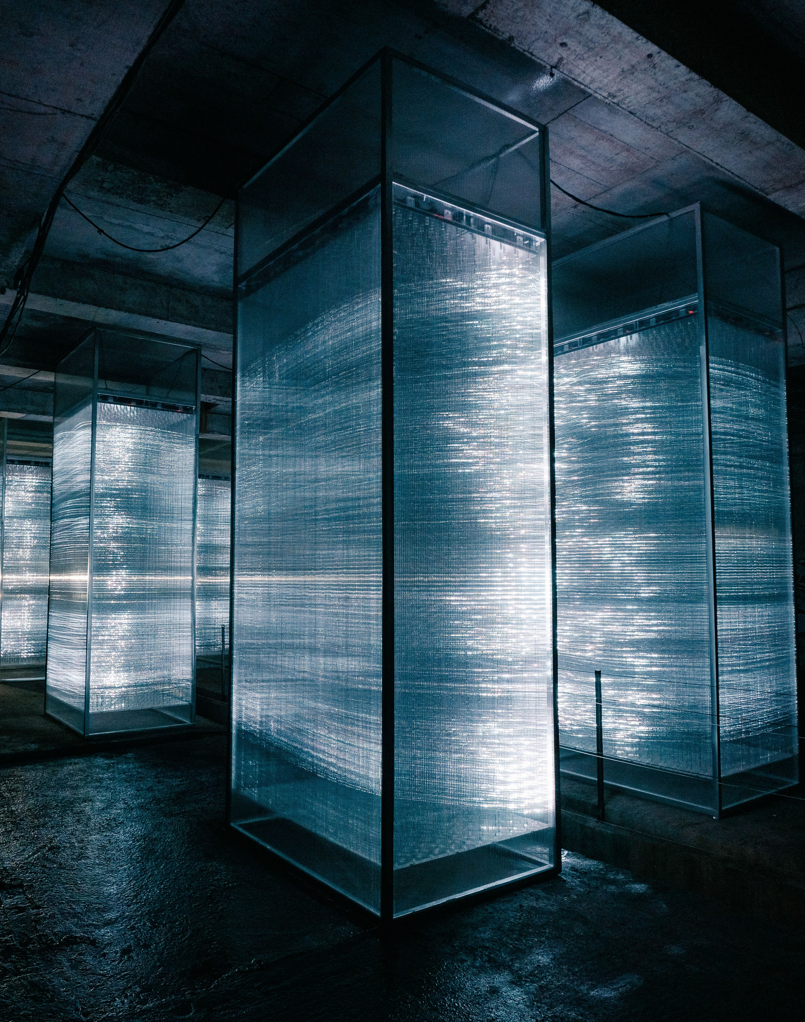 НУР. Инсталляции / 2025. Саша Копылов, фотограф в Казани