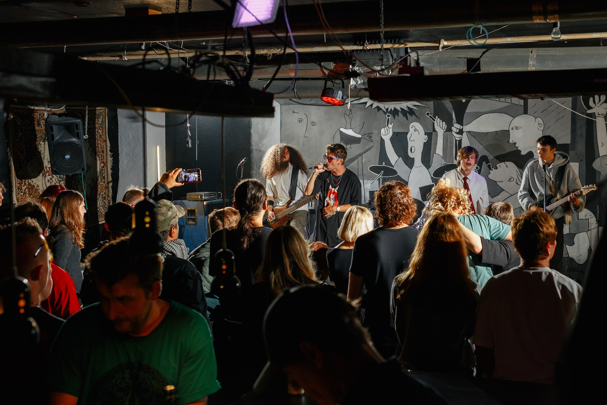 Punk- Rock концерт, в Арт-пространстве DADA. Валентин Ставер — свадебный и репортажный фотограф