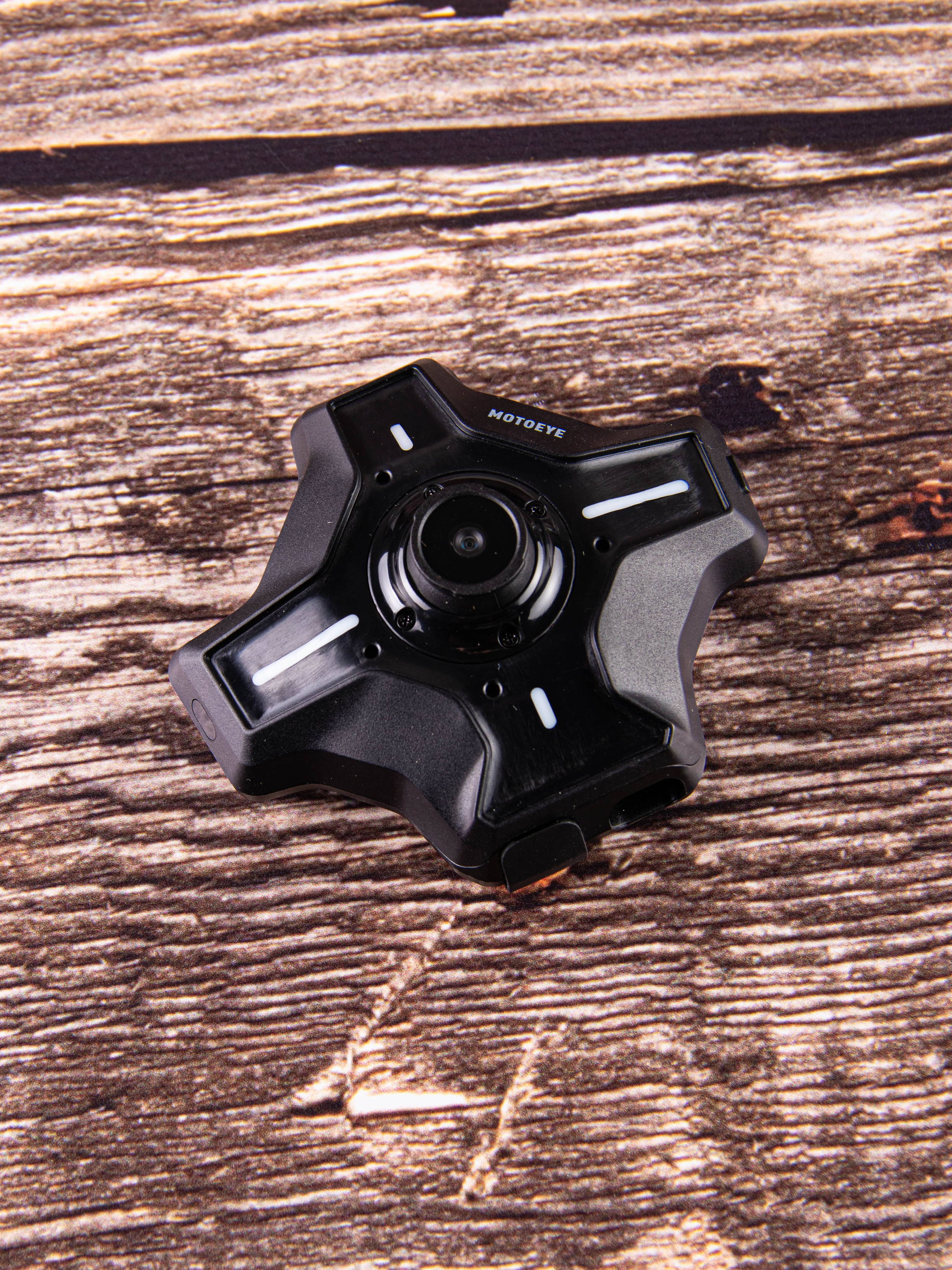 Мотоциклетный шлем. «Матрица»