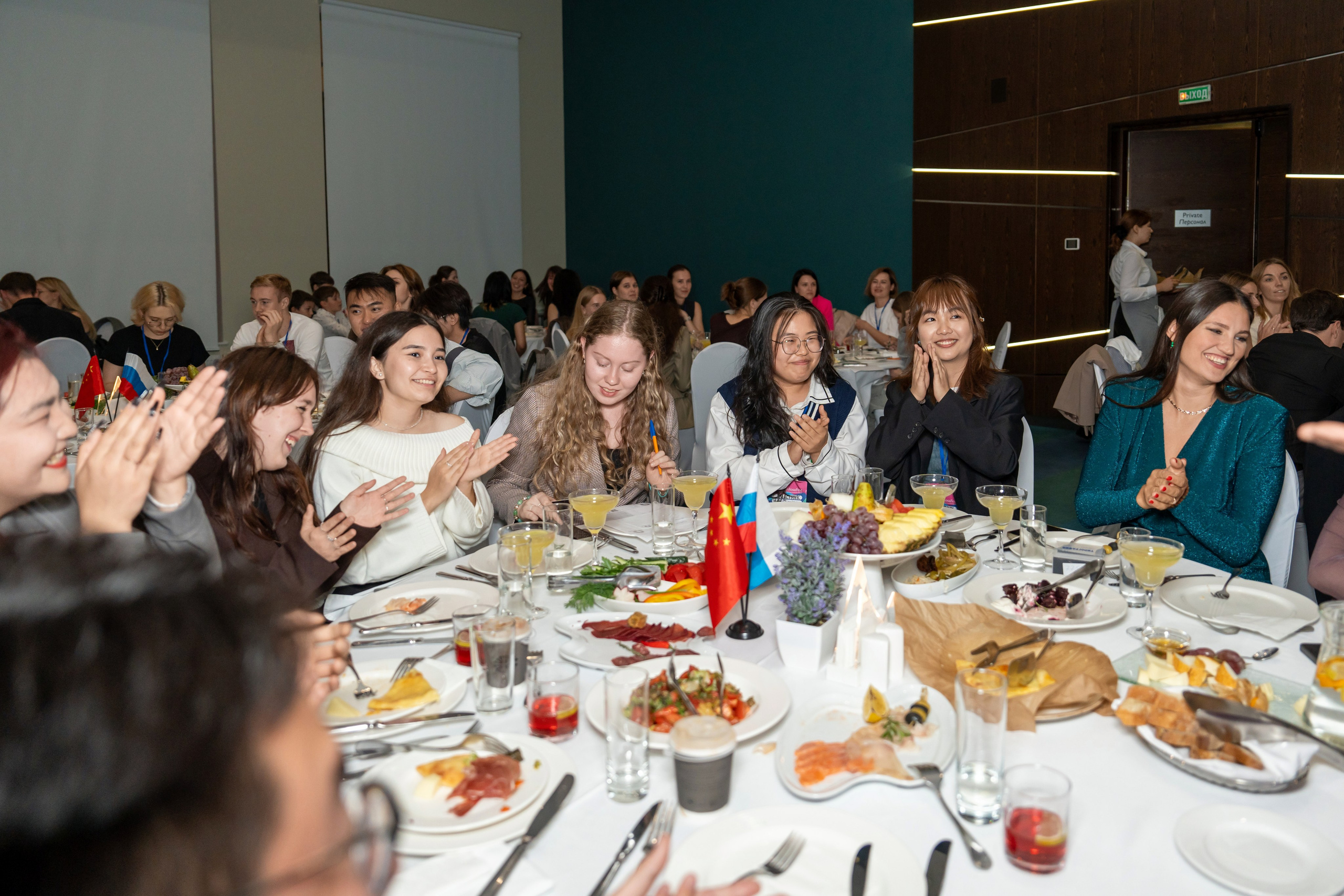 ChinaRosaFest 2024. Репортажный фотограф в Красной Поляне и Сочи Павлюченко Екатерина