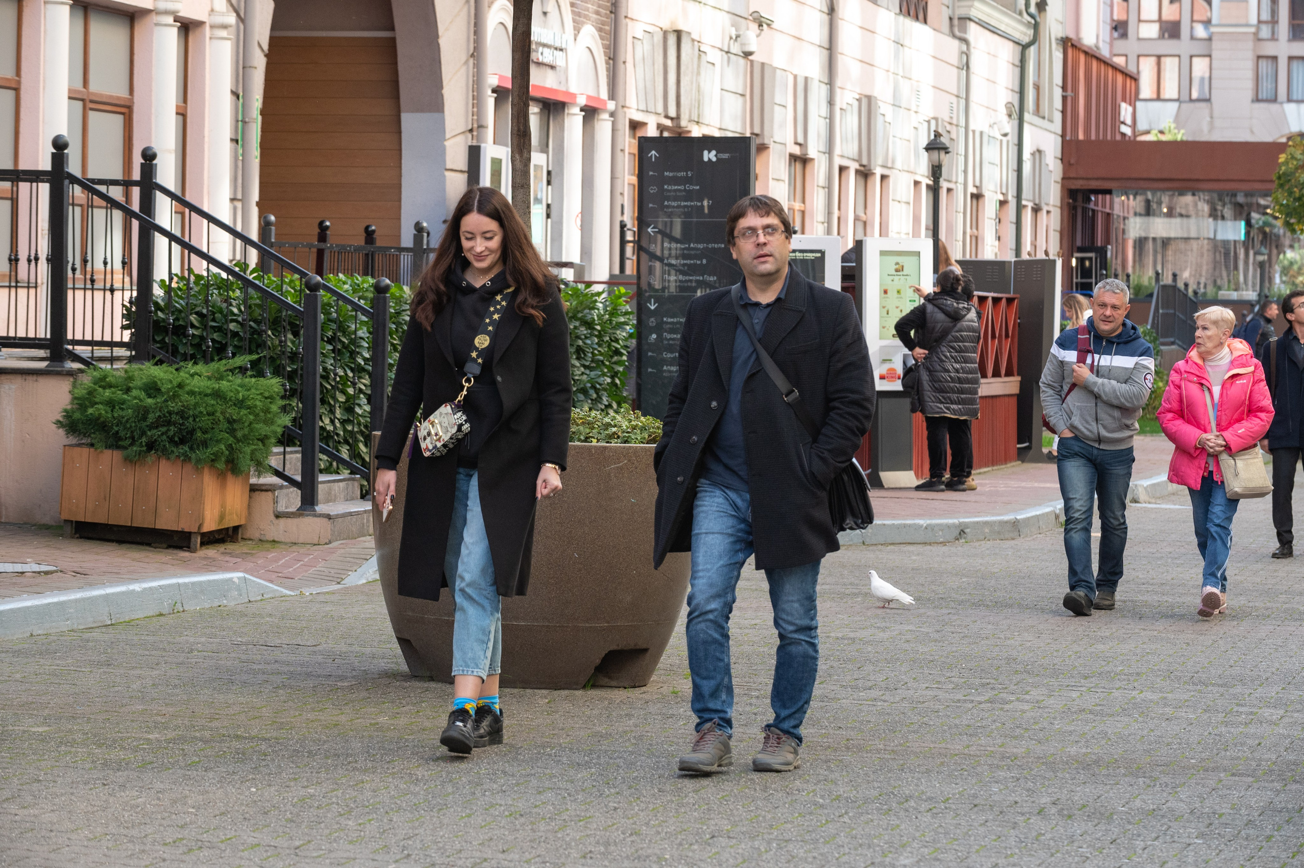 Mice мероприятие — прогулка на водопад Поликаря на курорте Красная Поляна. Репортажный фотограф в Красной Поляне и Сочи Павлюченко Екатерина