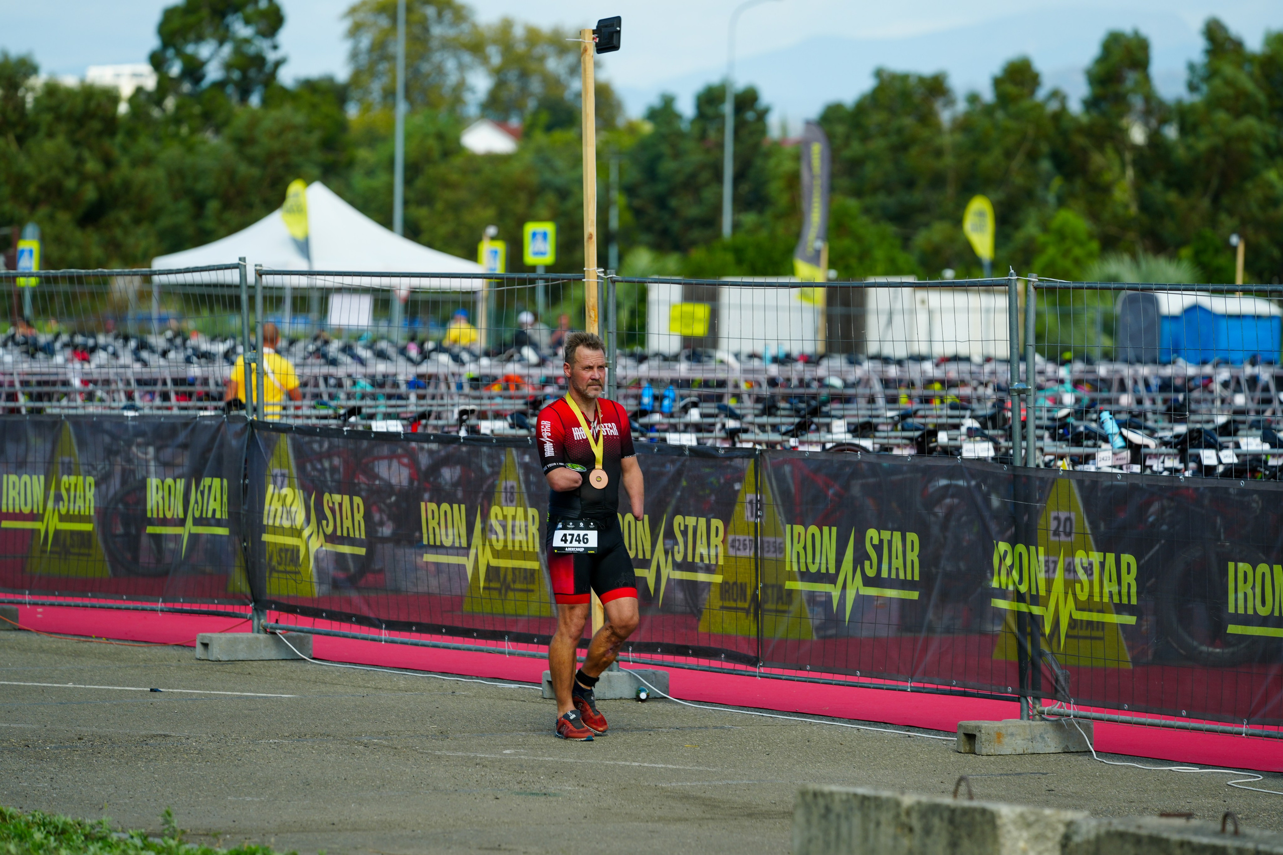 Фотоотчет партнерской интеграции для компании TELE2 на фестивале Ironstar. Репортажный фотограф в Красной Поляне и Сочи Павлюченко Екатерина