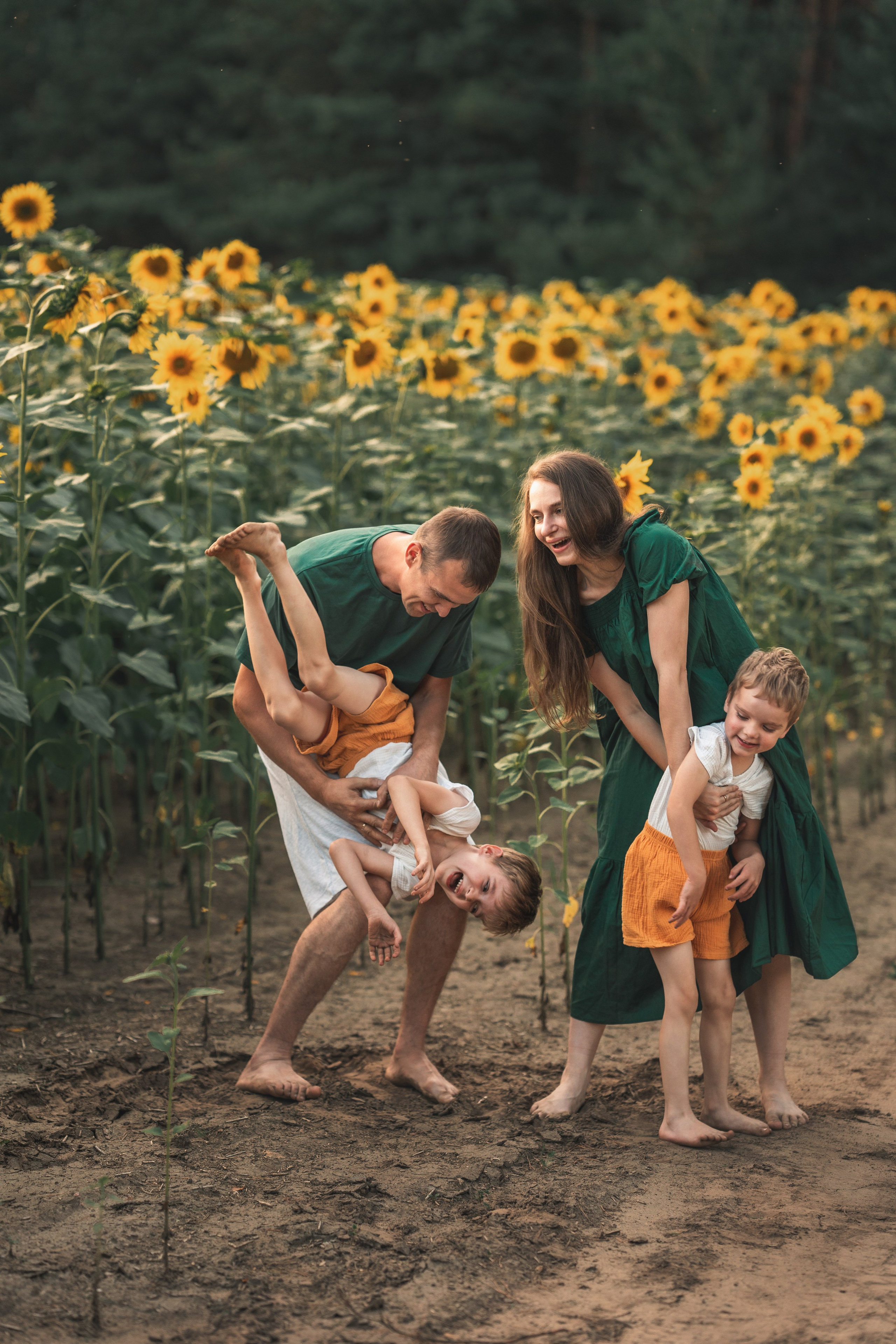 ПОДСОЛНУХИ. Семья Елизаветы. Фотограф Марта Козел. Гродно, Беларусь