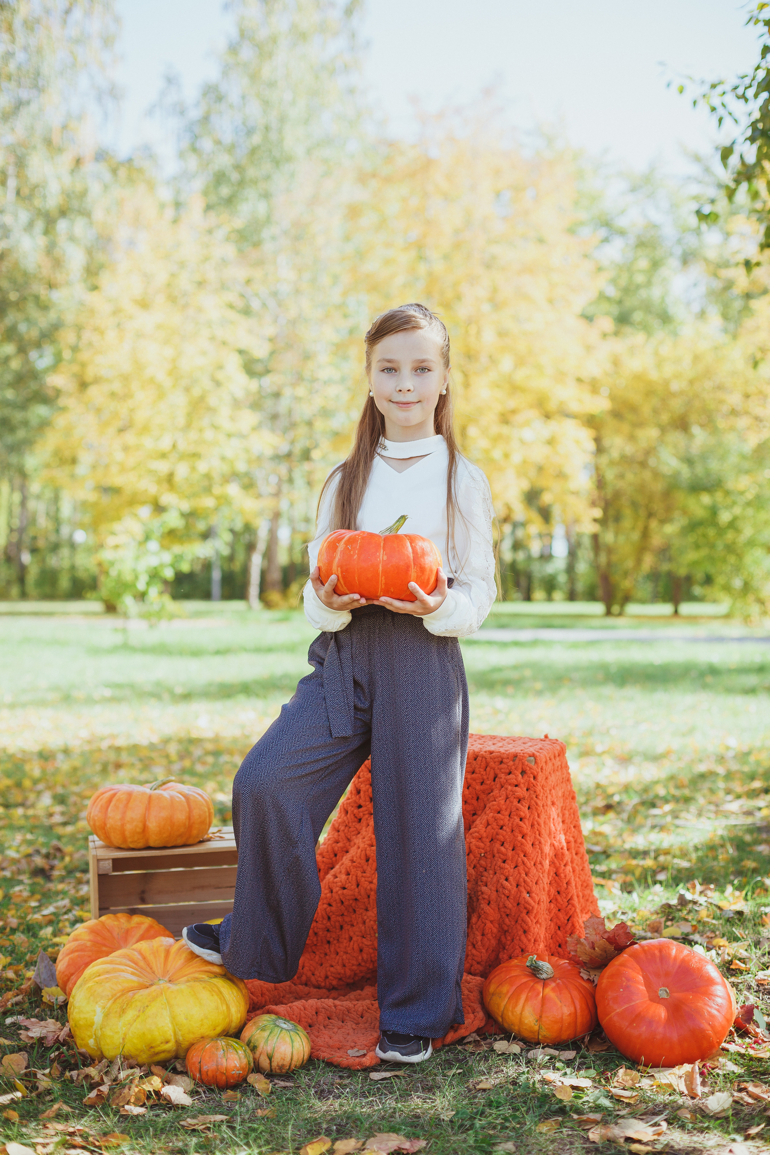 Школьная фотосессия на 31 августа. 1,2,3 сентября. Портреты детей 4-6 штук. Групповые общие 2-5 шт. Цена 450р. (1). Семейный и детский фотограф в Сухом Логу Ольга Кайгородова