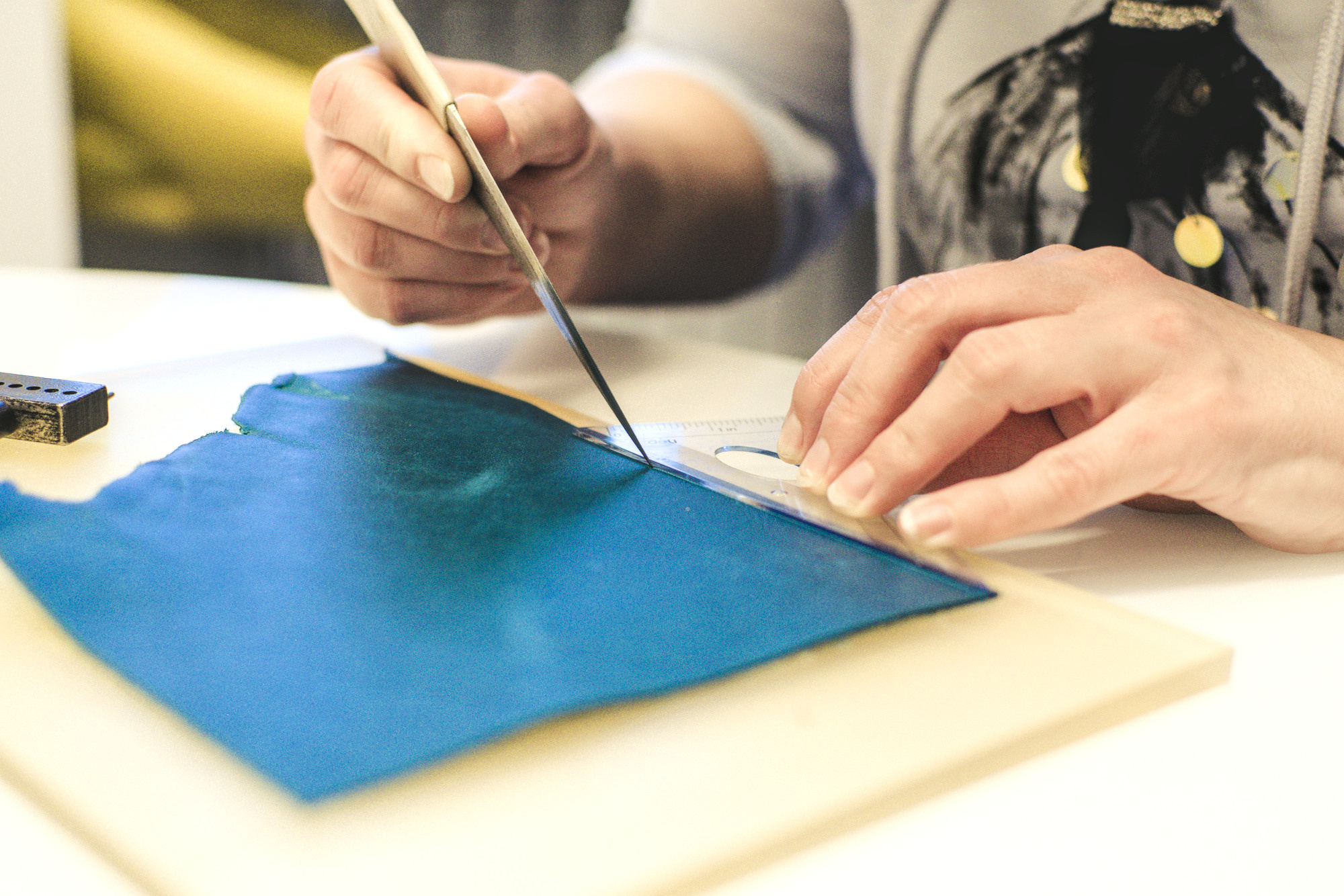 Изделия из кожи ручной работы. Фотограф анималист, пейзажист, спортивные мероприятия. Новосибирск