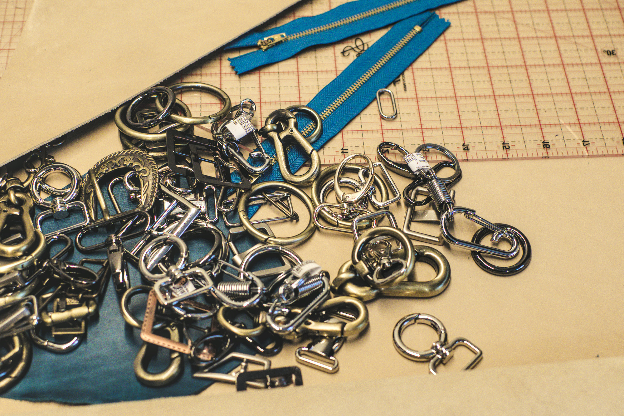 Ручная работа с кожей Новосибирск 