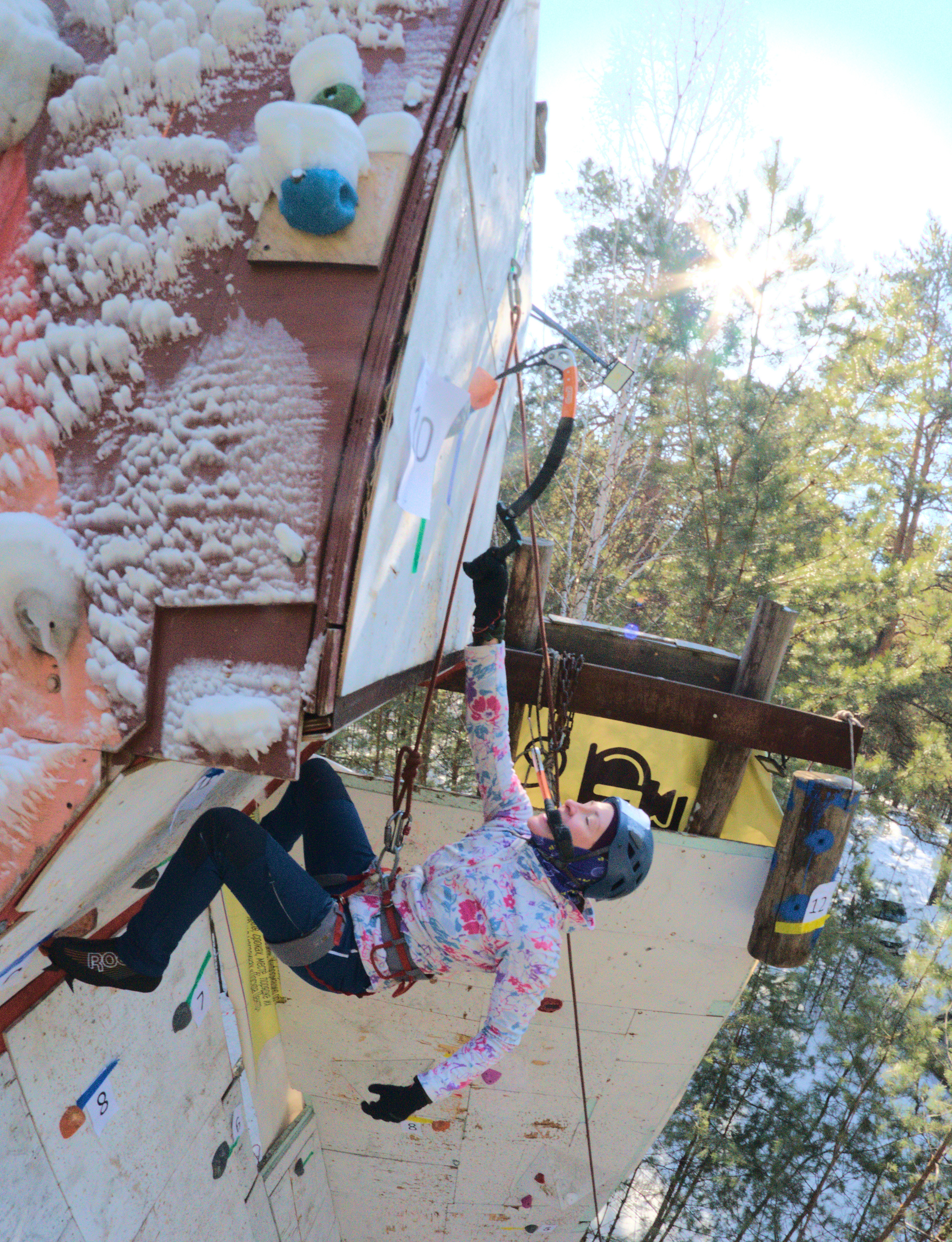 Спортивные фото Ледолазание Новосибирск ФАНСО скалодром ледовые инструменты. Лёд спорт 