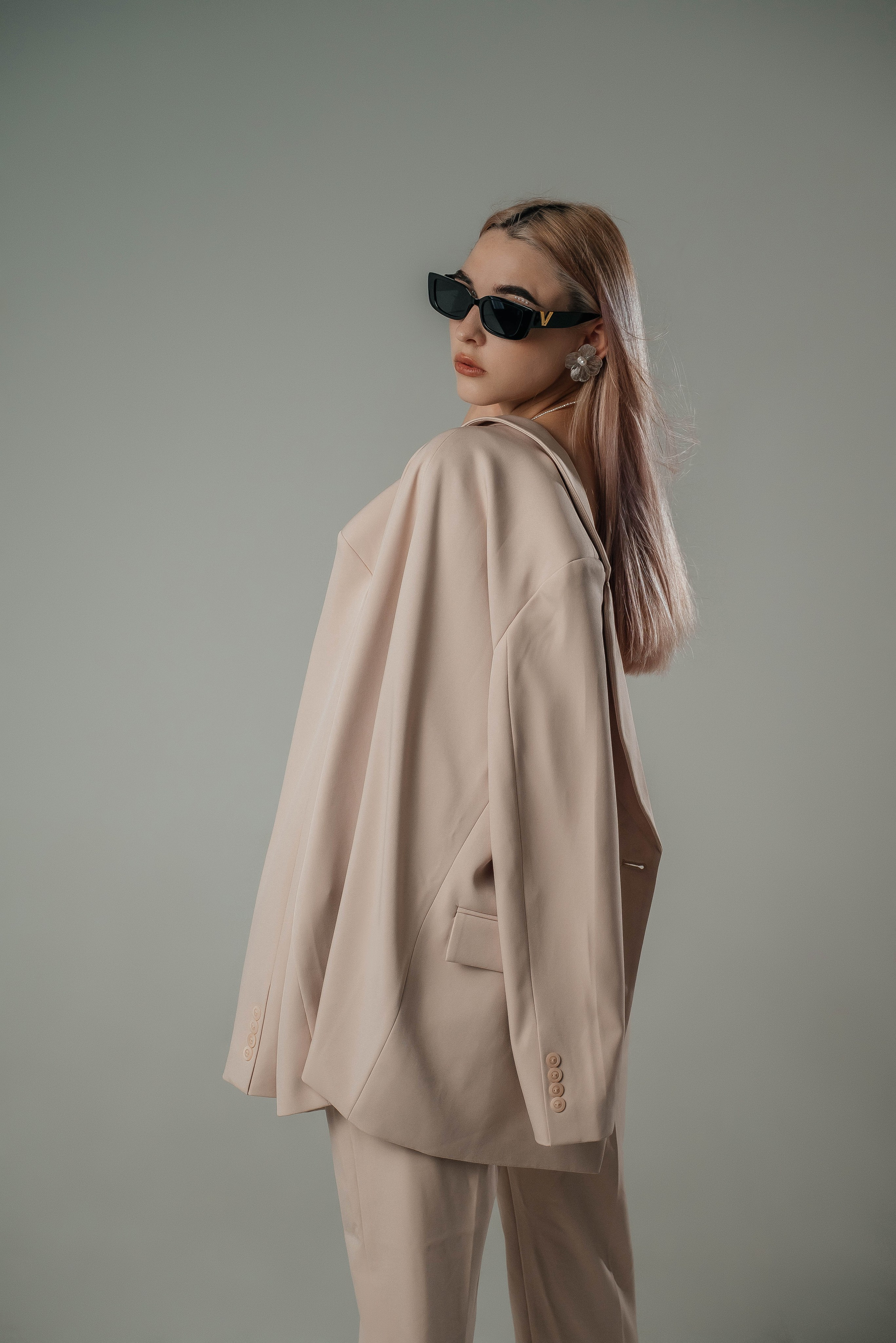 Настя, 17.05.25. Фотограф Виктория Казановская в Каменске-Шахтинском