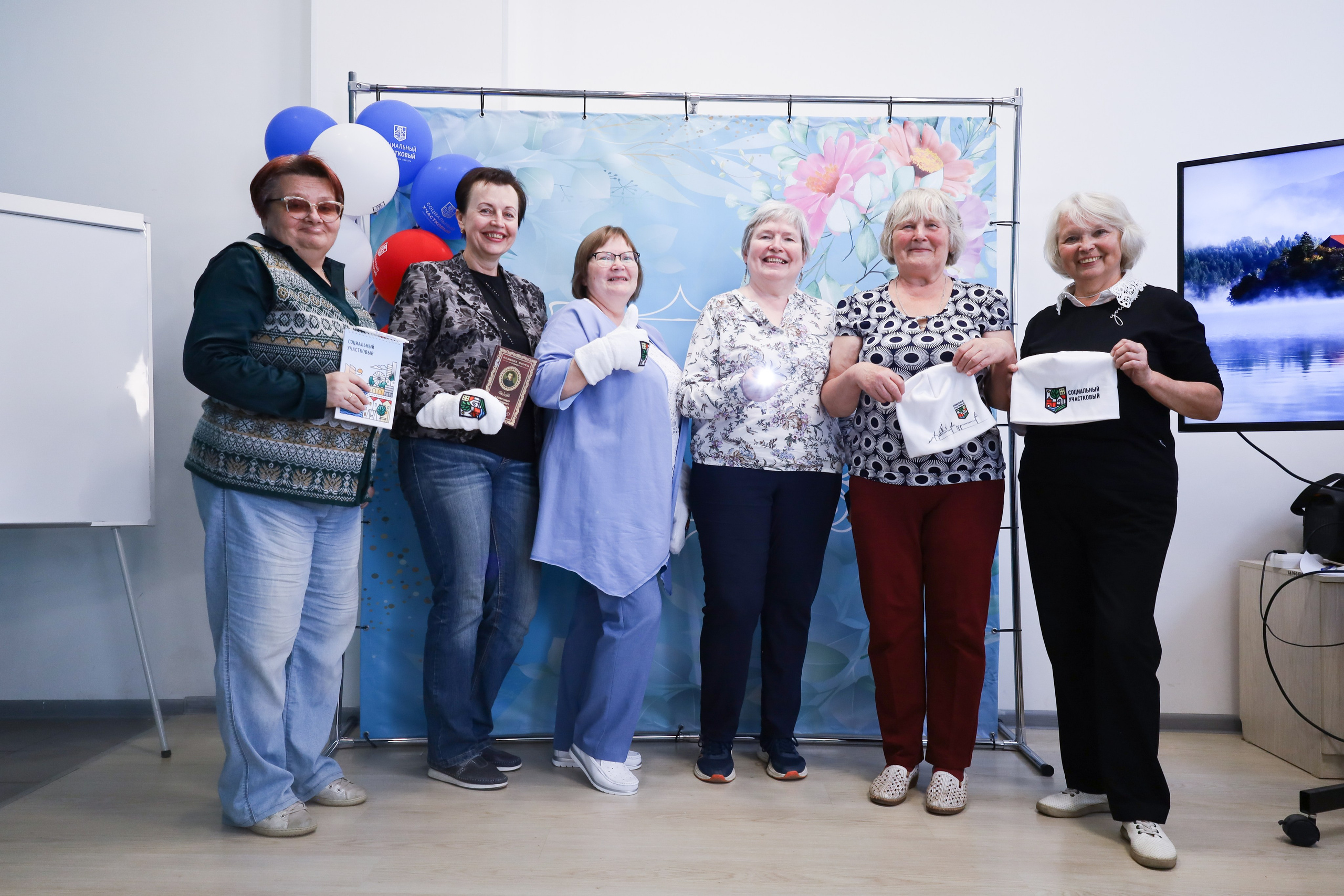 Социальный участковый + Соседский центр ВМЕСТЕ. Фотограф Мурманск | Нижний Новгород • Анна Хижняк