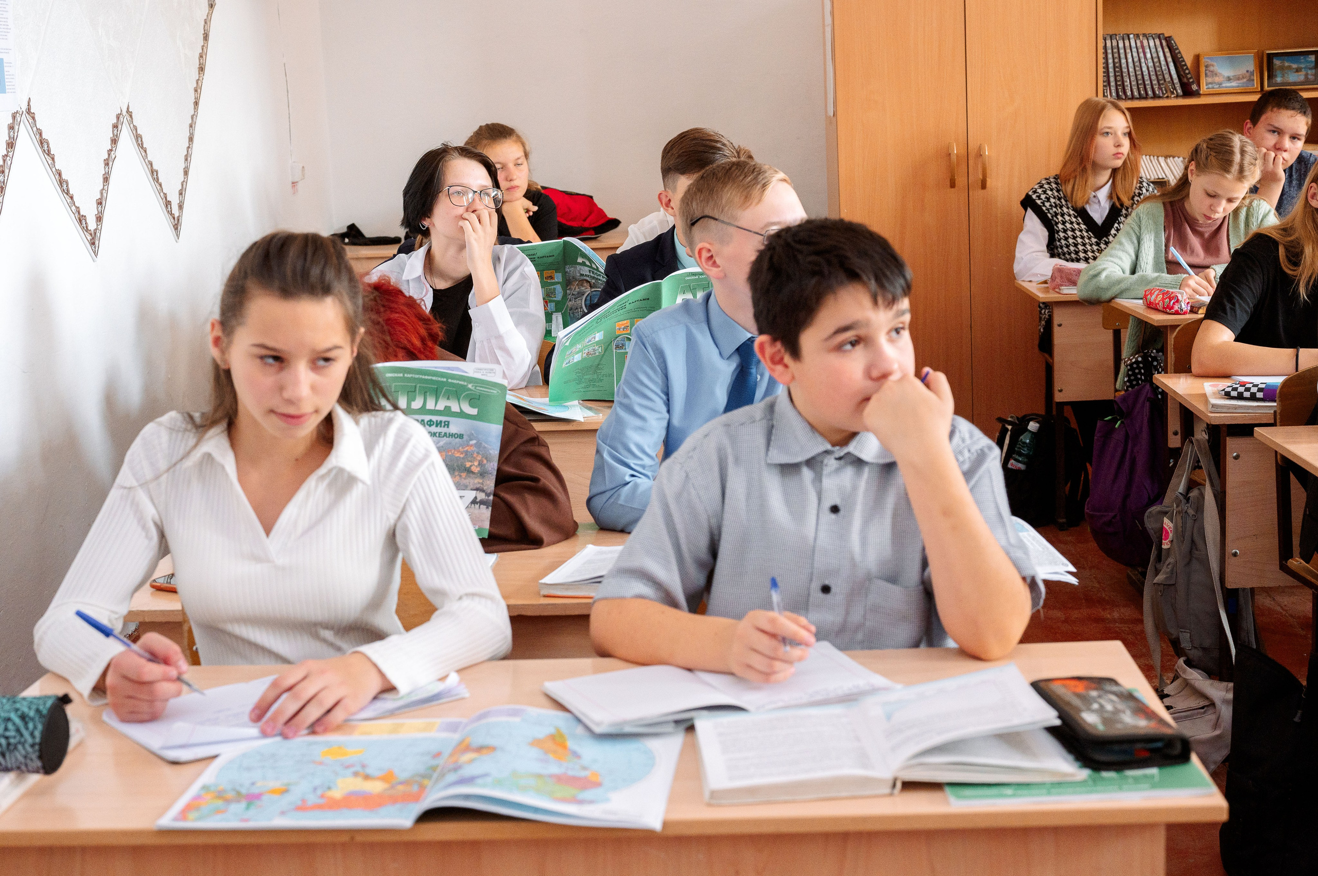 Школьные фотосессии. Школьный и детский фотограф в Новосибирской области