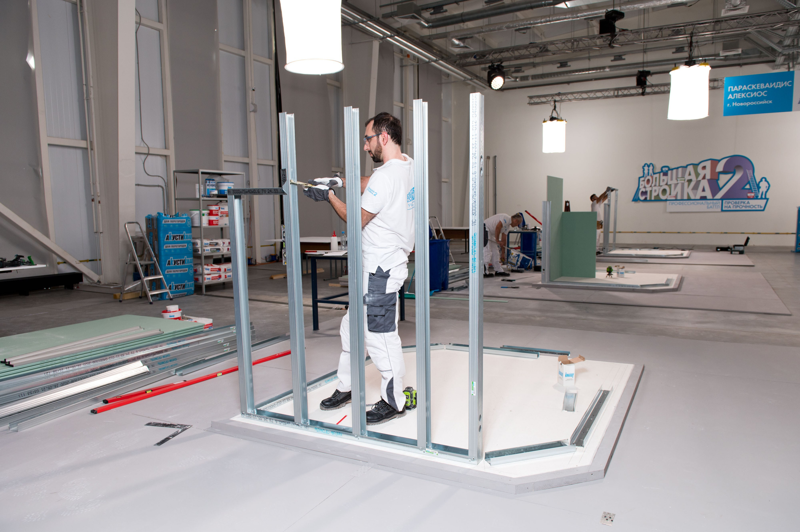 Репортаж со съемки передачи «Большая стройка 2». Репортажный фотограф и видеограф Слава Думчев. Тимбилдинги, отчетники, корпоративы