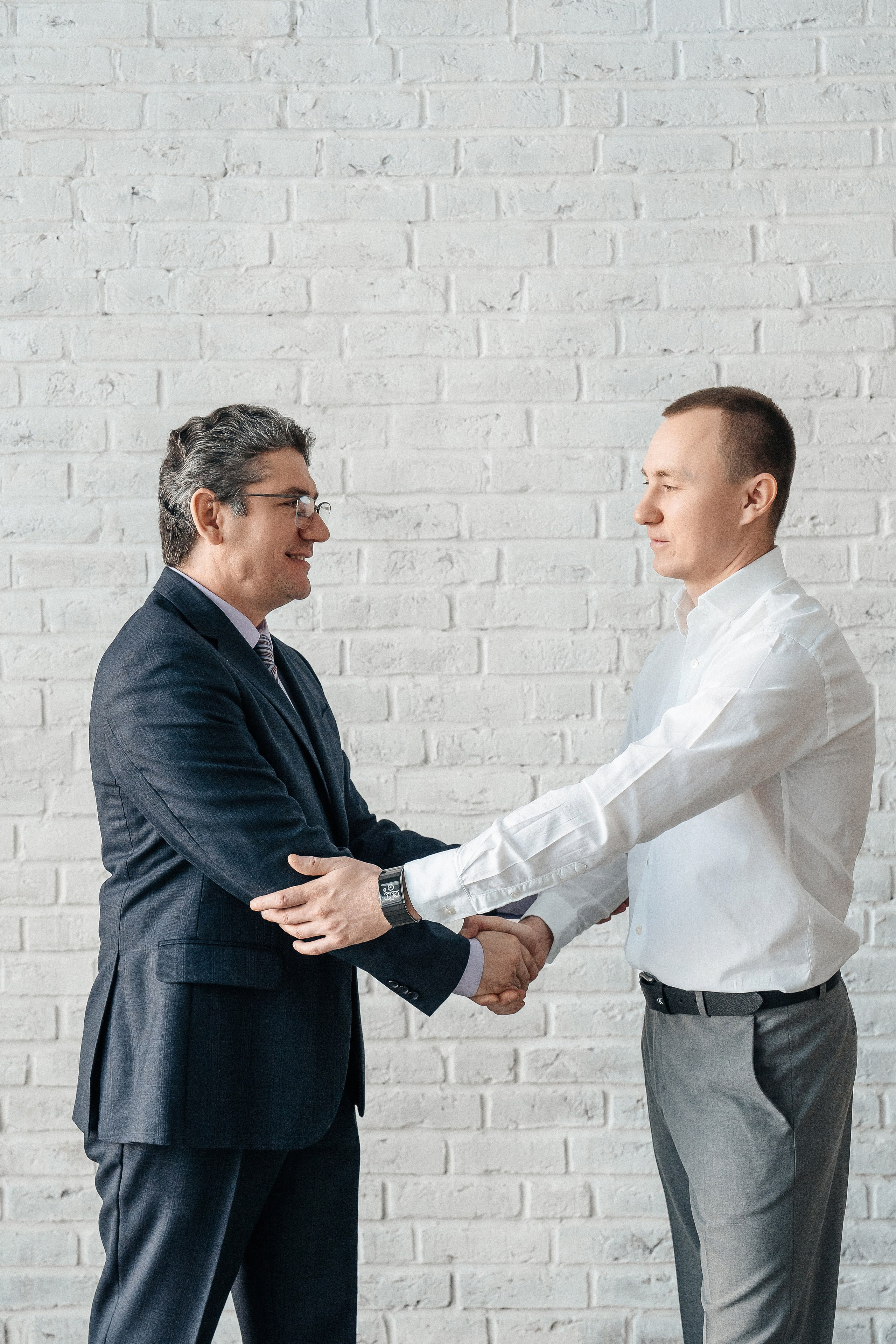 Юридическая компания Контент. Lokos.pro Ник Соколов Фото и Видео Москва/Ростов-на-Дону