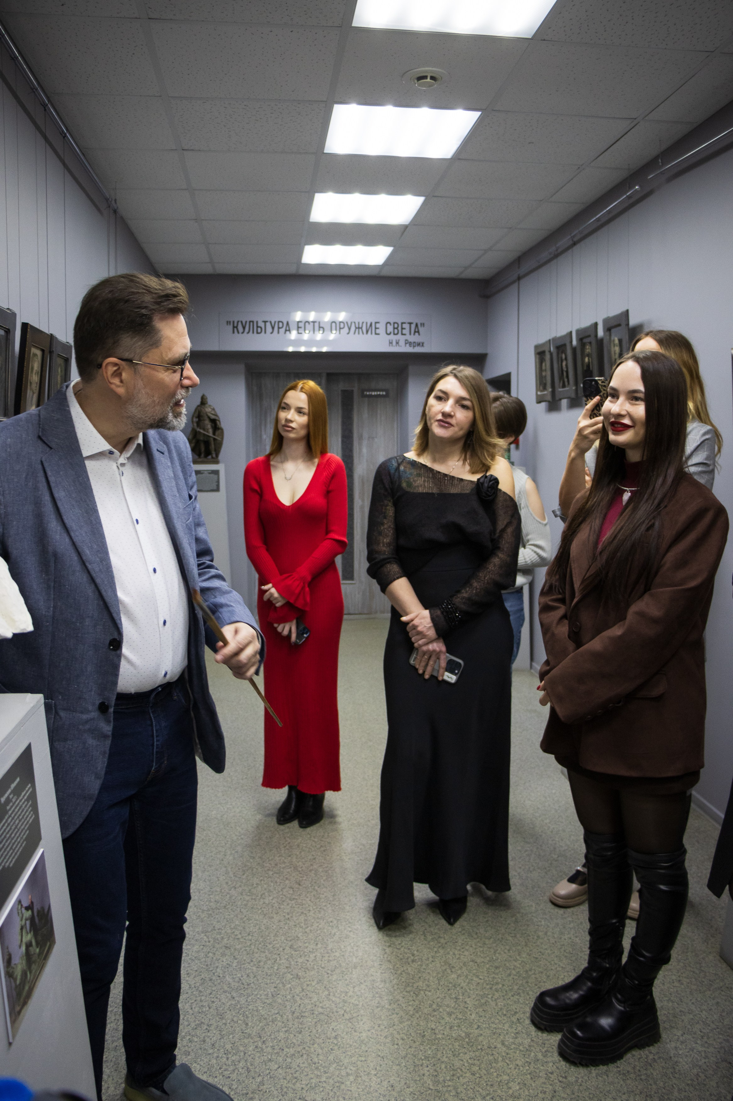 Мисс и Миссис Россия Земля в Музее Фотографии. Фотограф Татьяна Матрос