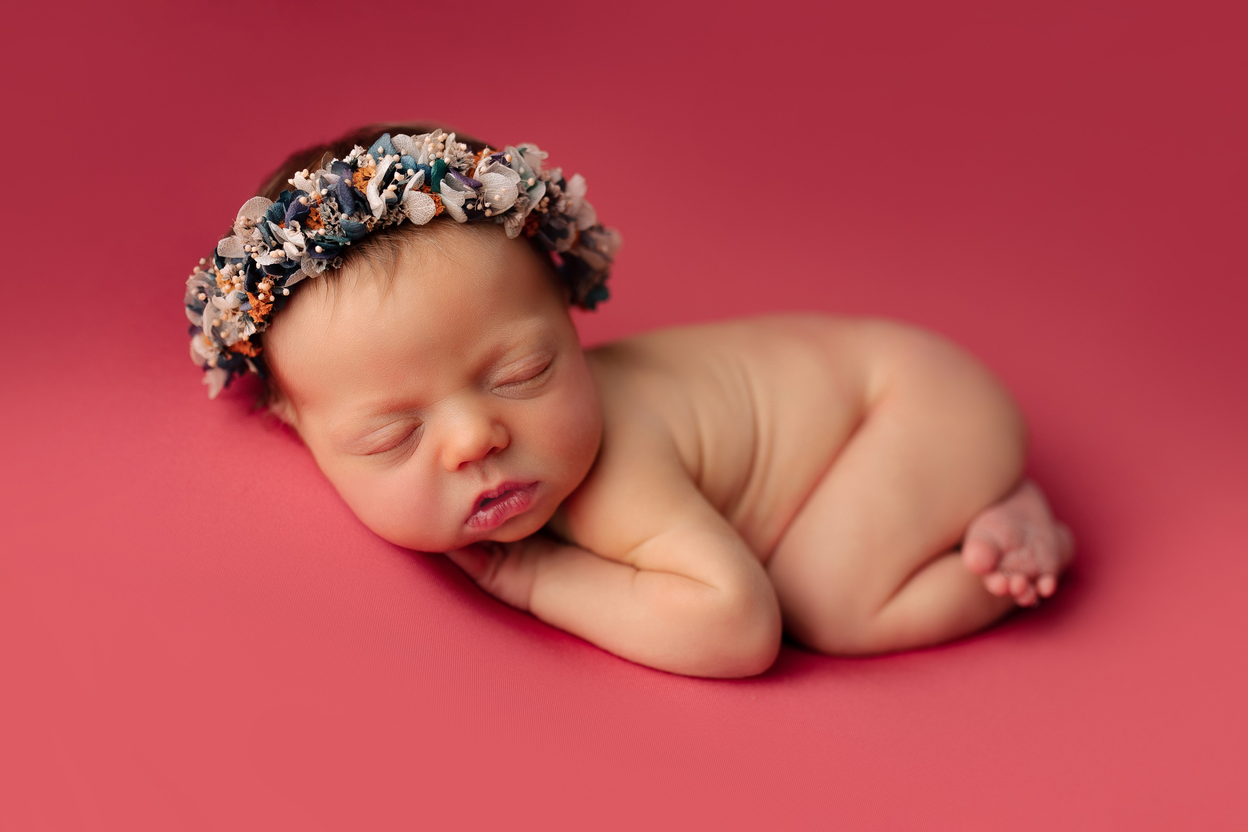 Новорожденные. Детский фотограф новорожденных Москва. годики под ключ. своя студия