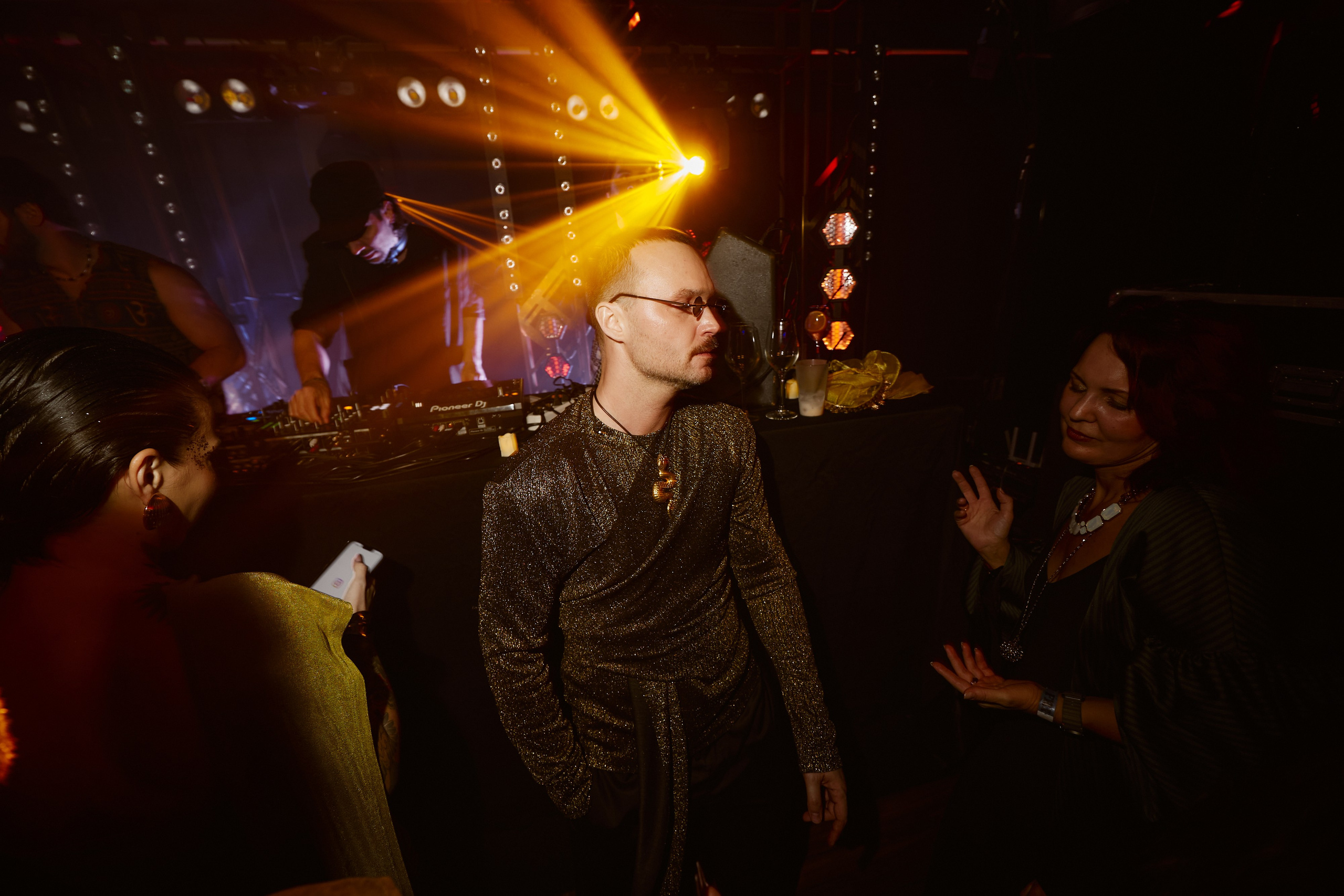 ILLEGAL FRIENDS — MIRAGE [PART III]. СВОИ. ФОТООТЧЕТЫ-СОБЫТИЯ-МЕСТА