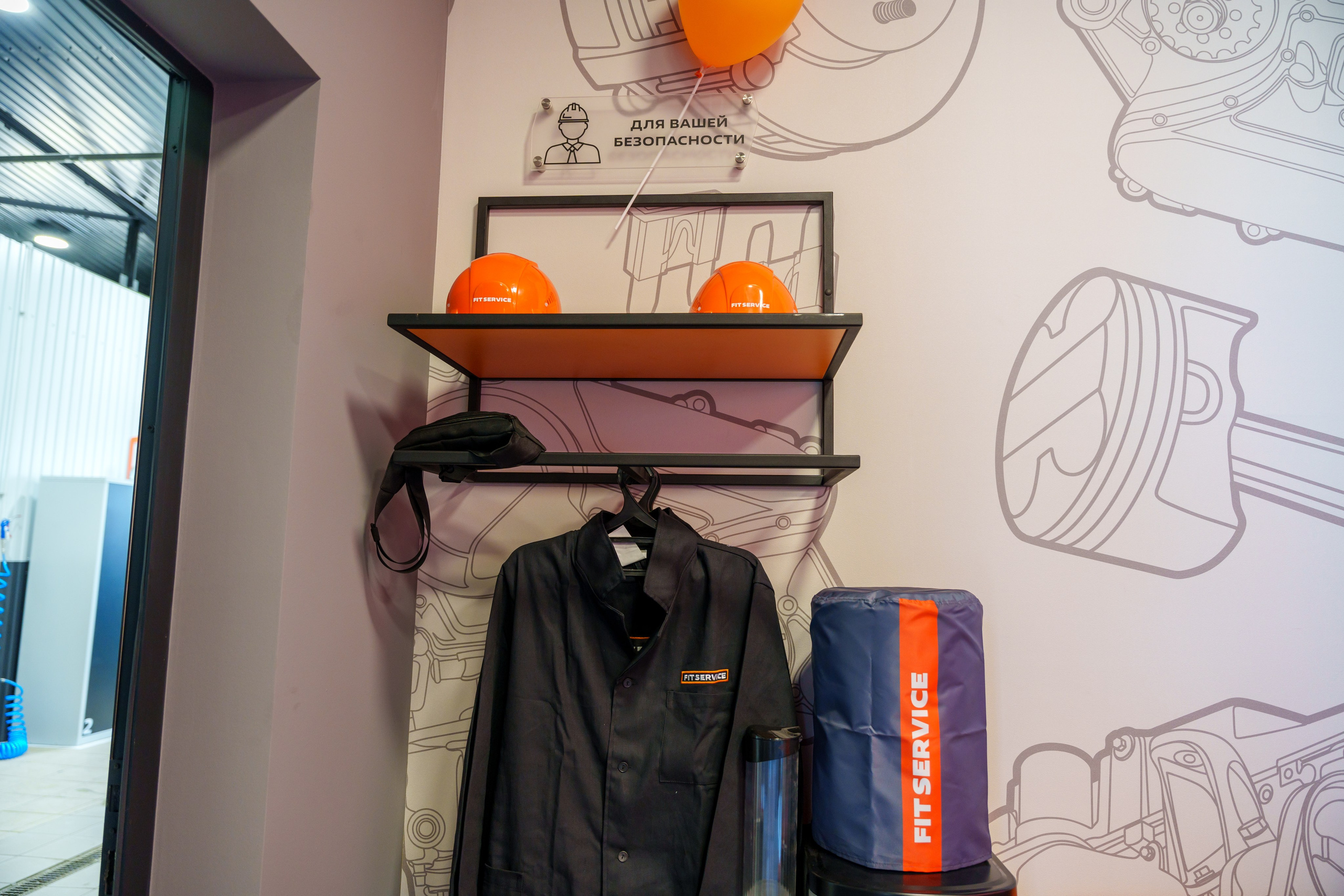 Интерьерная фотосъемка автосервиса Fit Service в Краснодаре — Профессиональная фотосъемка интерьера техцентра в Краснодаресеть СТО. Шедевры для Вас! Фотограф и Видеограф в Краснодаре Пахиев Руслан