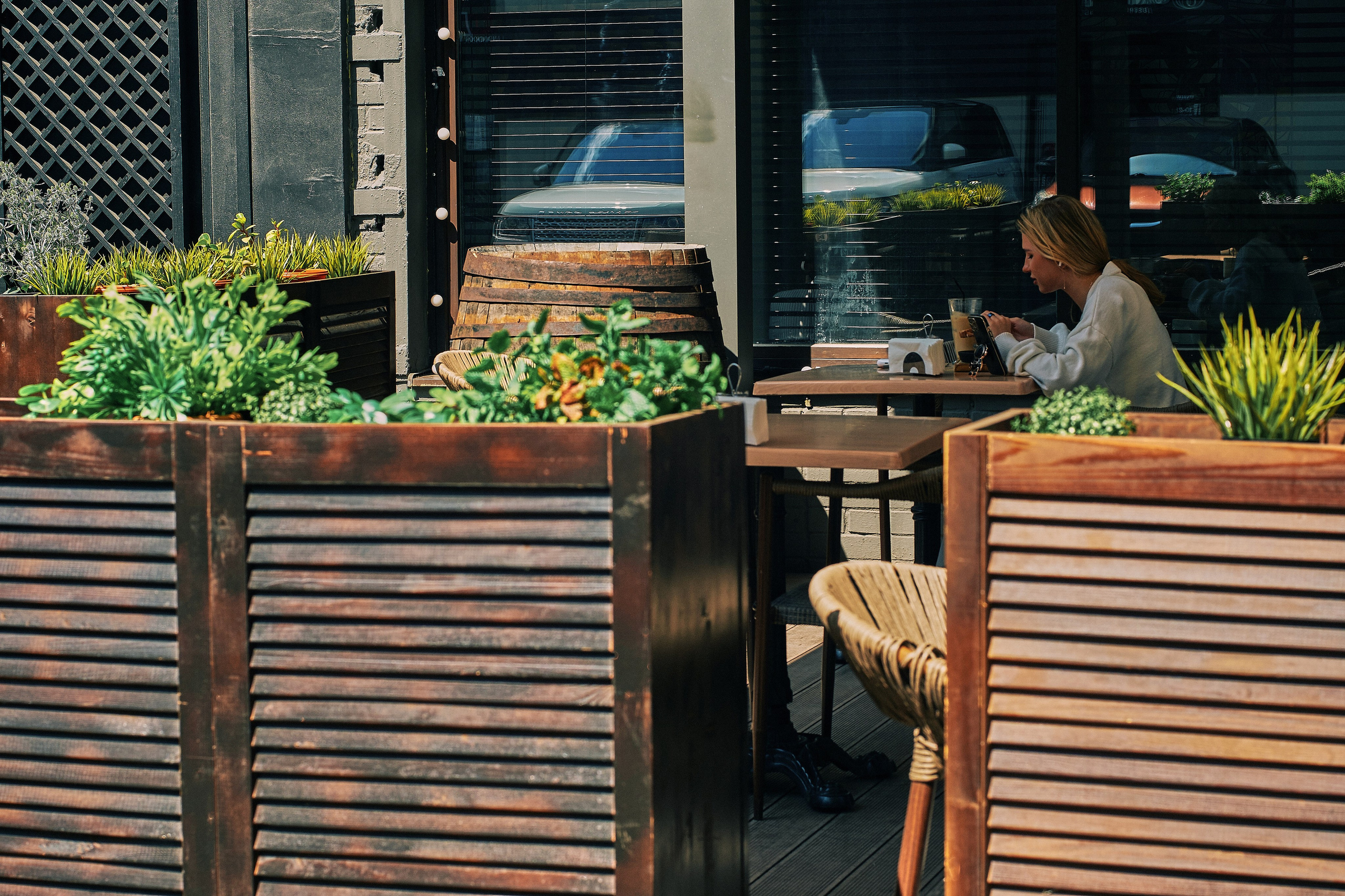 Женский портрет в стиле "Стрит". Сайт фотографа Виталия Дени