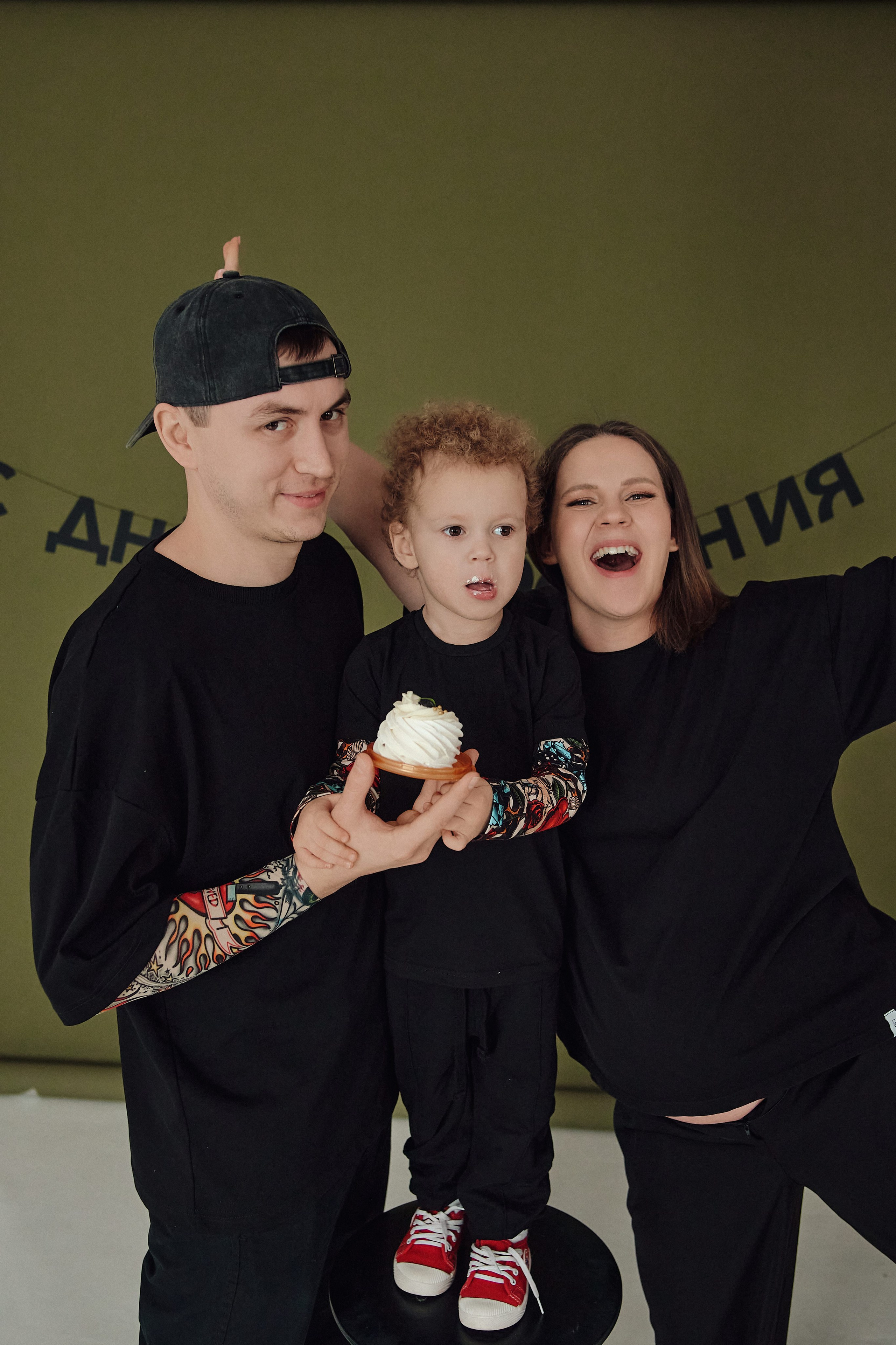 Илья, Аня и Костя. Свадебный фотограф Чайковский