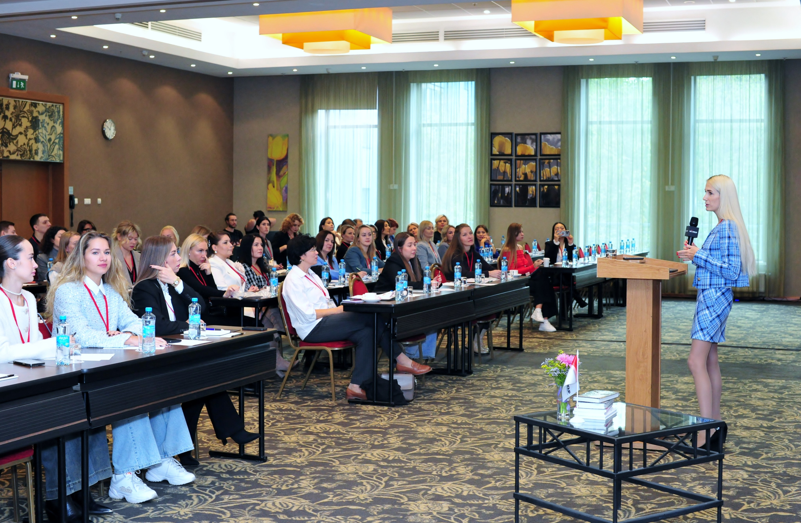 Форум ассистентов руководителей в Holiday Inn. Свадебный и семейный фотограф в Москве Ирина Гончарова