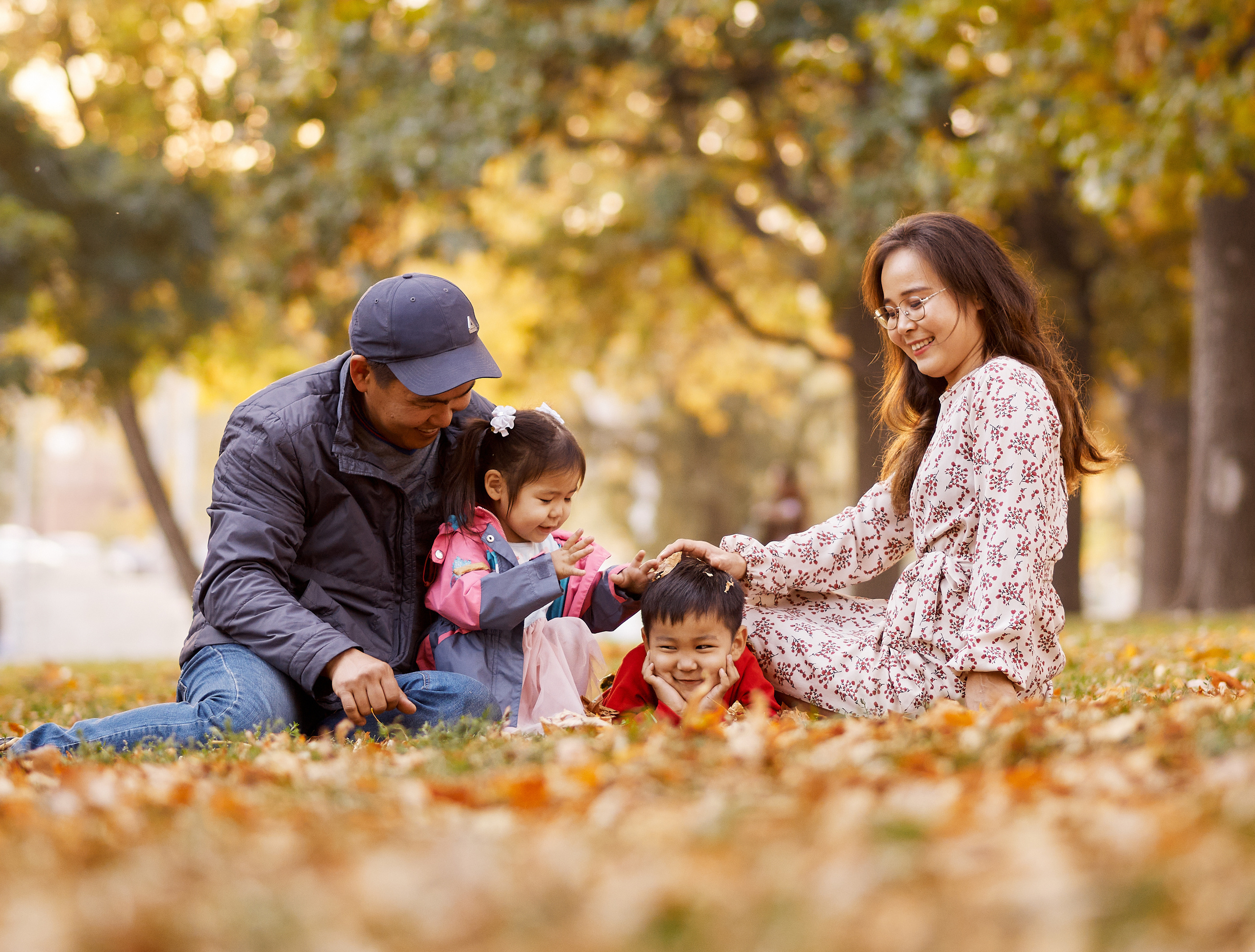 Семейная осенняя. Студийный, семейный, свадебный, фэшн и ню фотограф в Астрахани, производство выпускных альбомов. Руслан Кондрашин