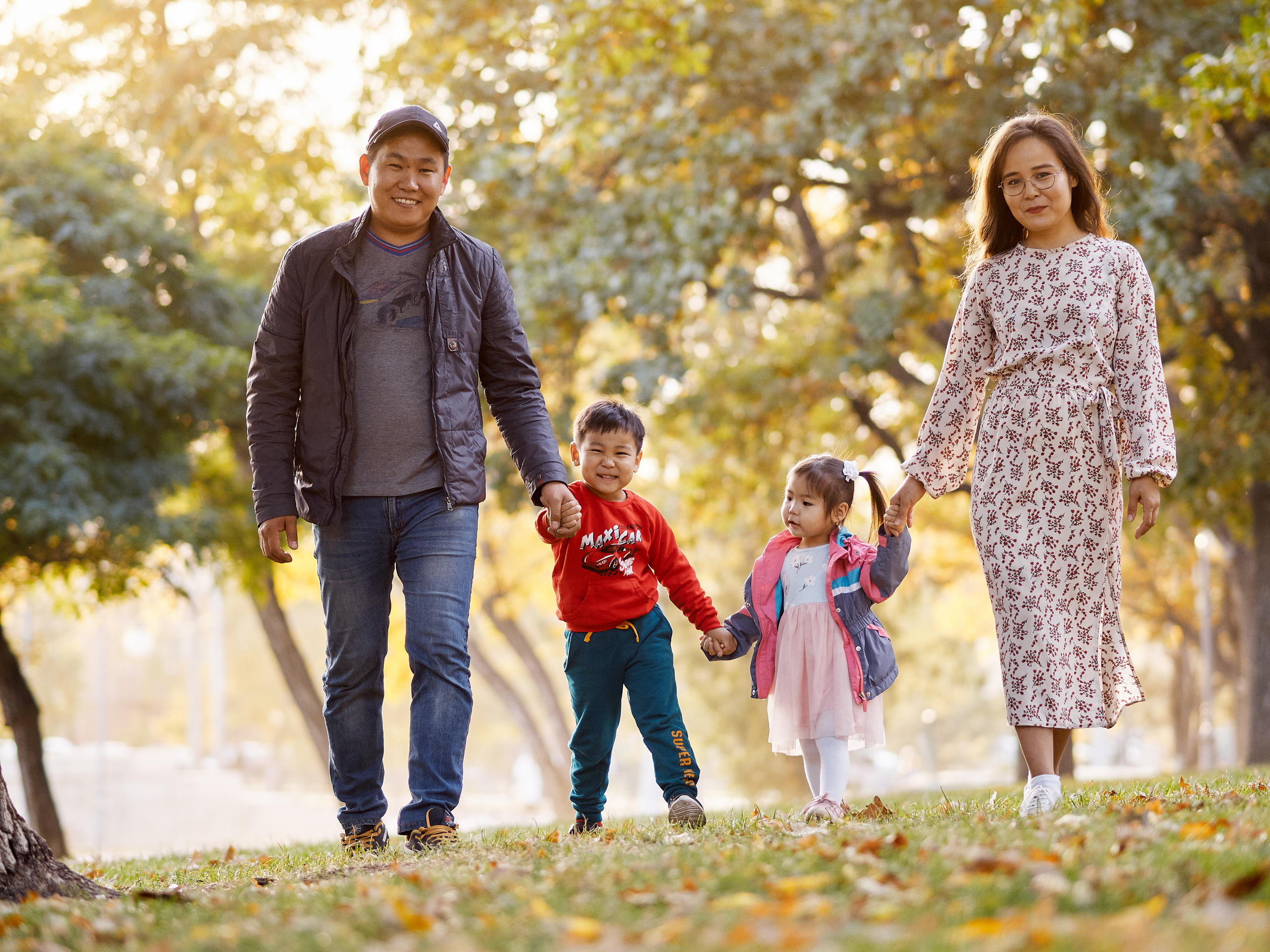 Семейная осенняя. Студийный, семейный, свадебный, фэшн и ню фотограф в Астрахани, производство выпускных альбомов. Руслан Кондрашин
