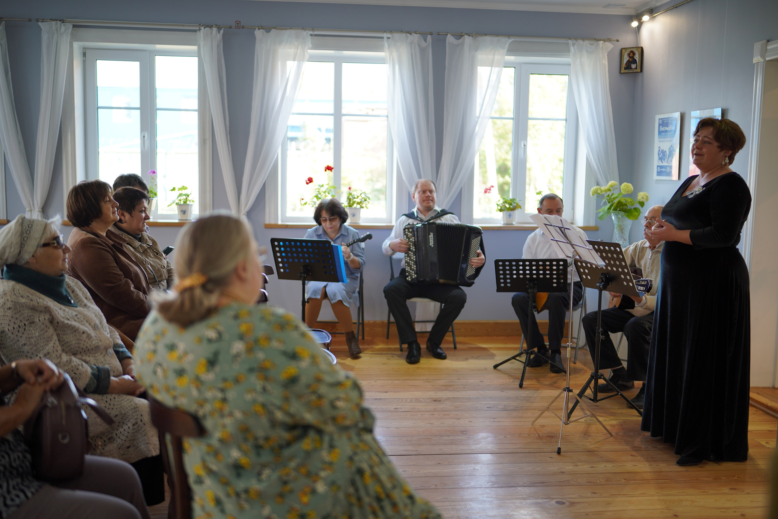 Gzhel lyrics by Nina Kvitnitskaya — Гжельская лирика Нины Квитницкой