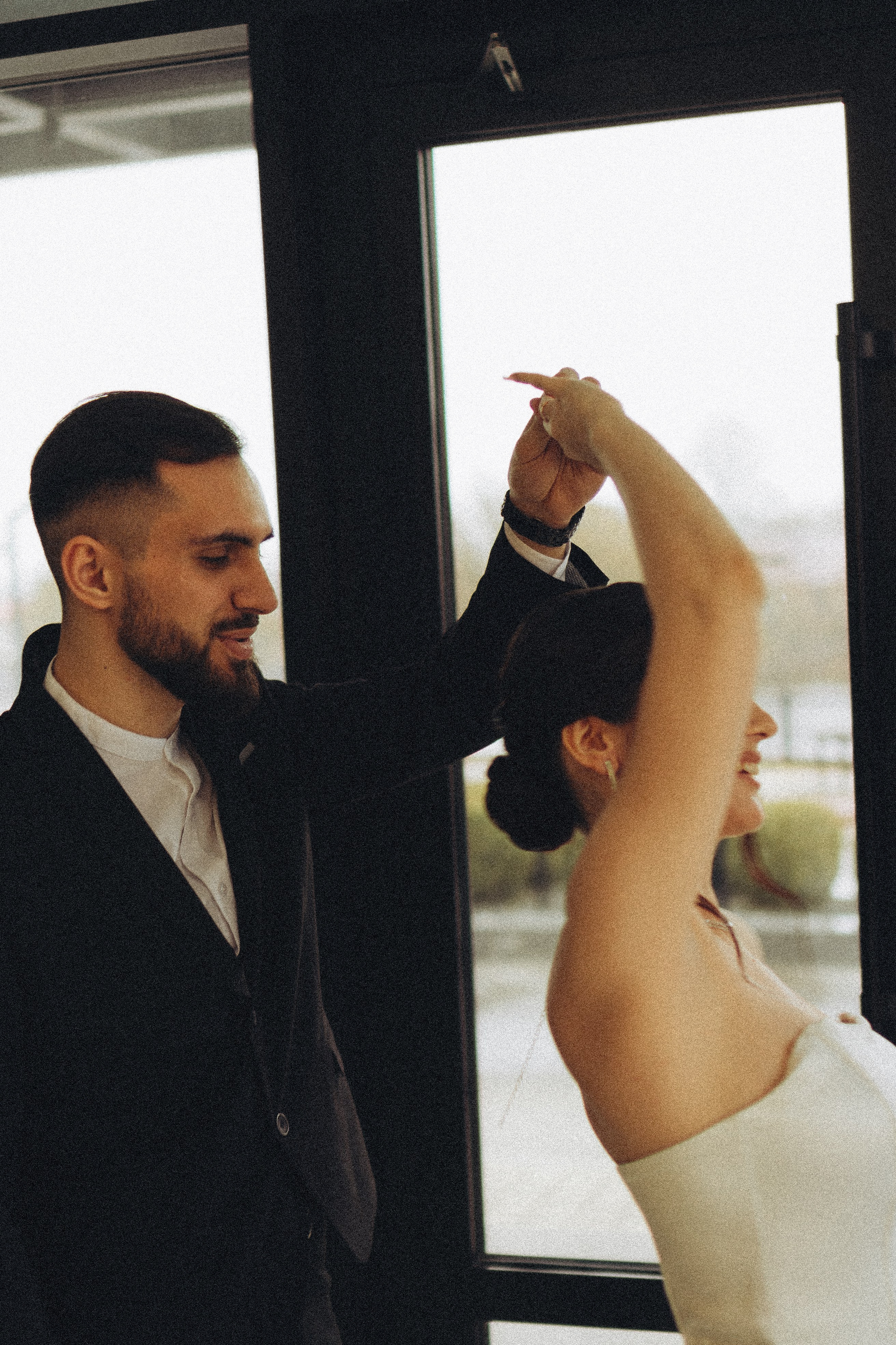 СВАДЕБНАЯ СЬЕМКА СБОРОВ ЖЕНИХА И НЕВЕСТЫ В ОТЕЛЕ И ТАКЖЕ ФОТОСЕССИИЯ В ОТЕЛЕЕ МЕГАПОЛИС БРЯНСК. Профессиональный фотограф, Санкт-Петербург — Виктория Богомолова