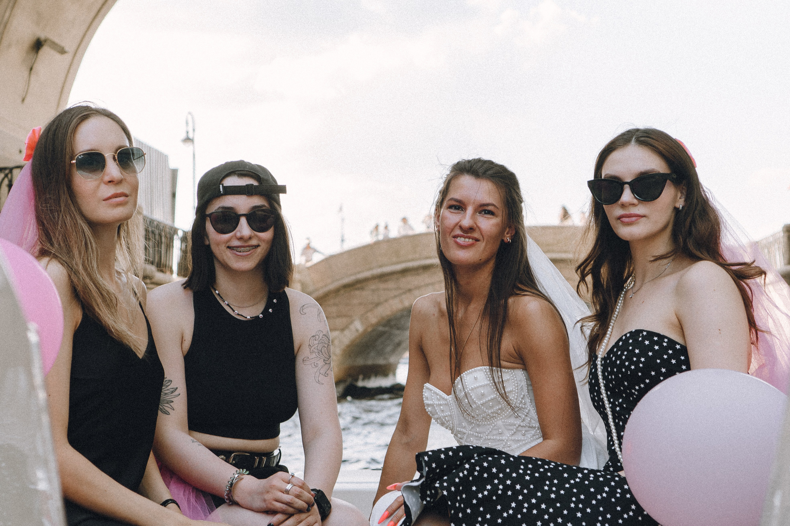 ДЕВИЧНИК НА КАТЕРЕ. Профессиональный фотограф, Санкт-Петербург — Виктория Богомолова