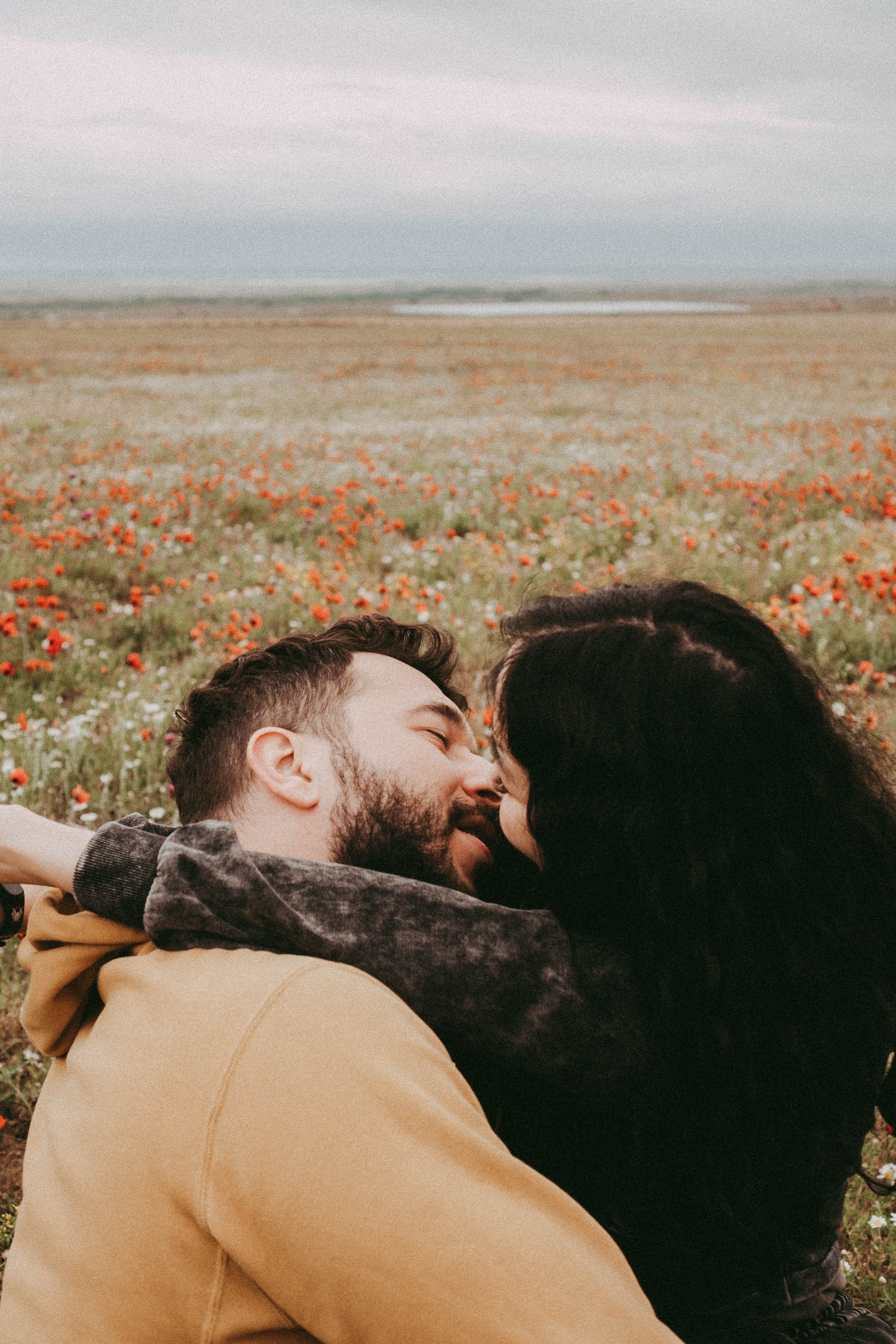 Любовь в маковом поле. Профессиональный фотограф, Санкт-Петербург — Виктория Богомолова