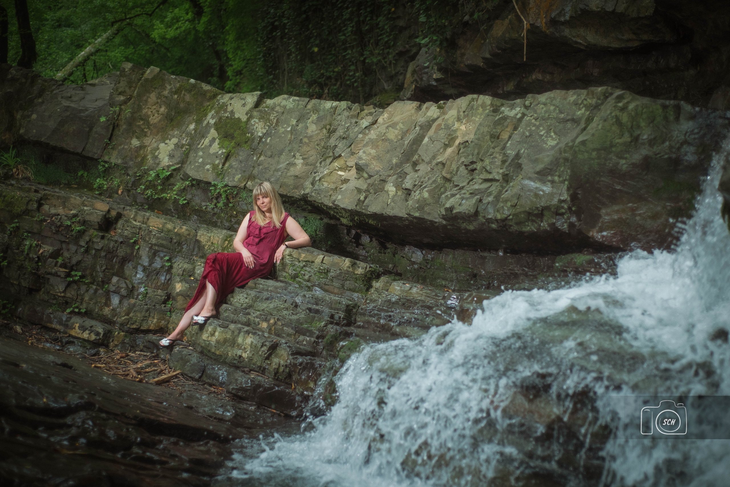 Водопадная история с Натальей. Фотограф в Сочи Сергей Чекалин