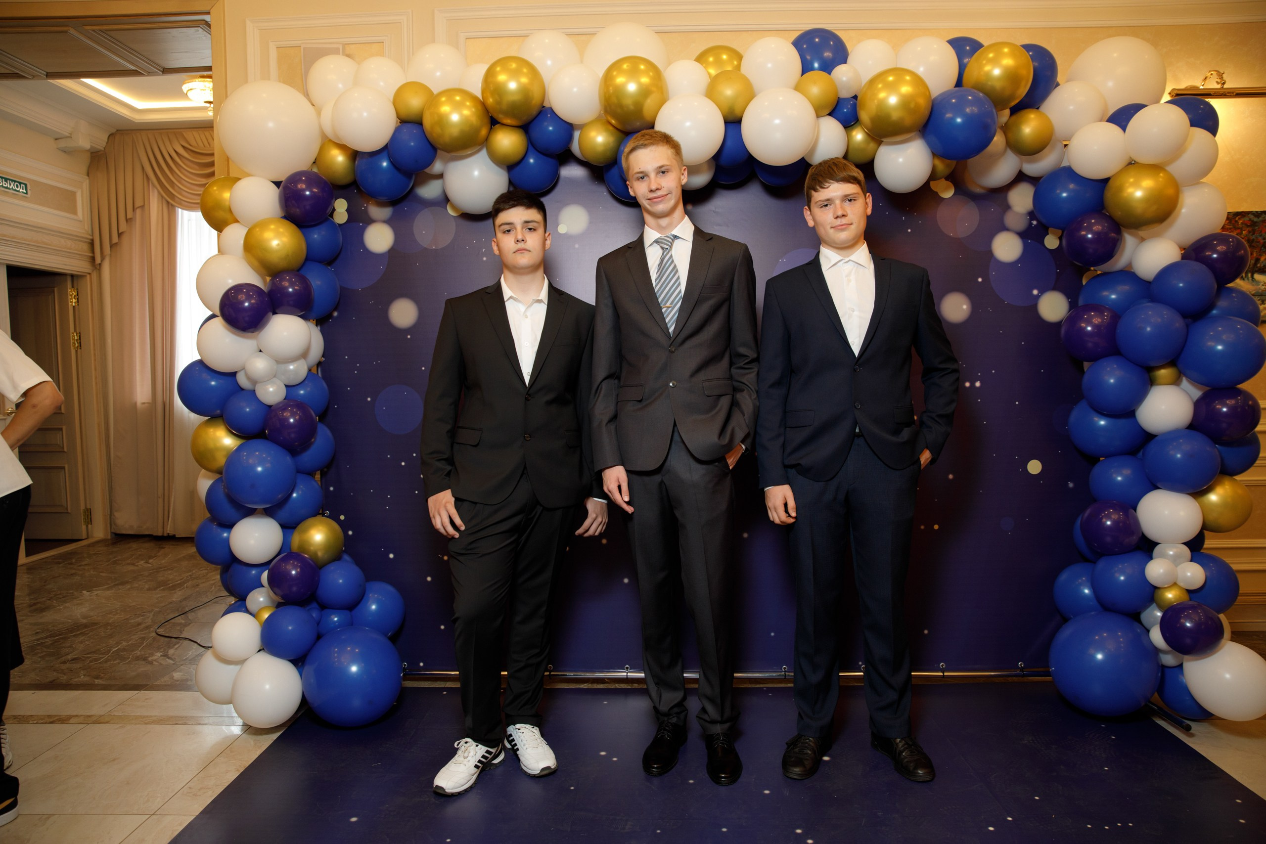 Вручение аттестатов. Свадебный фотограф в Ярославле Анастасия Архипова