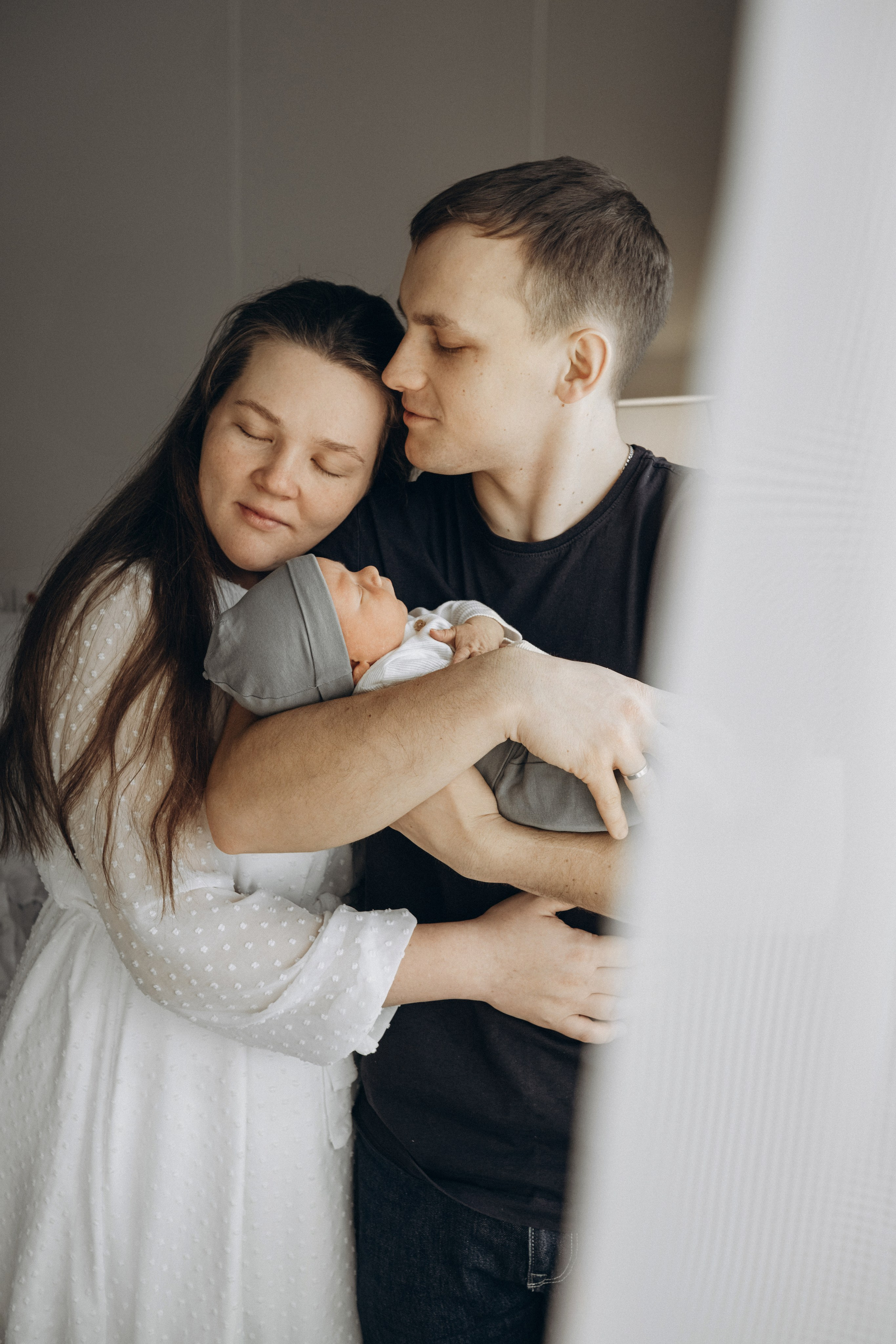 Выписка Тони, Саши и Гаврюши. Семейный и детский фотограф в Санкт-Петербурге