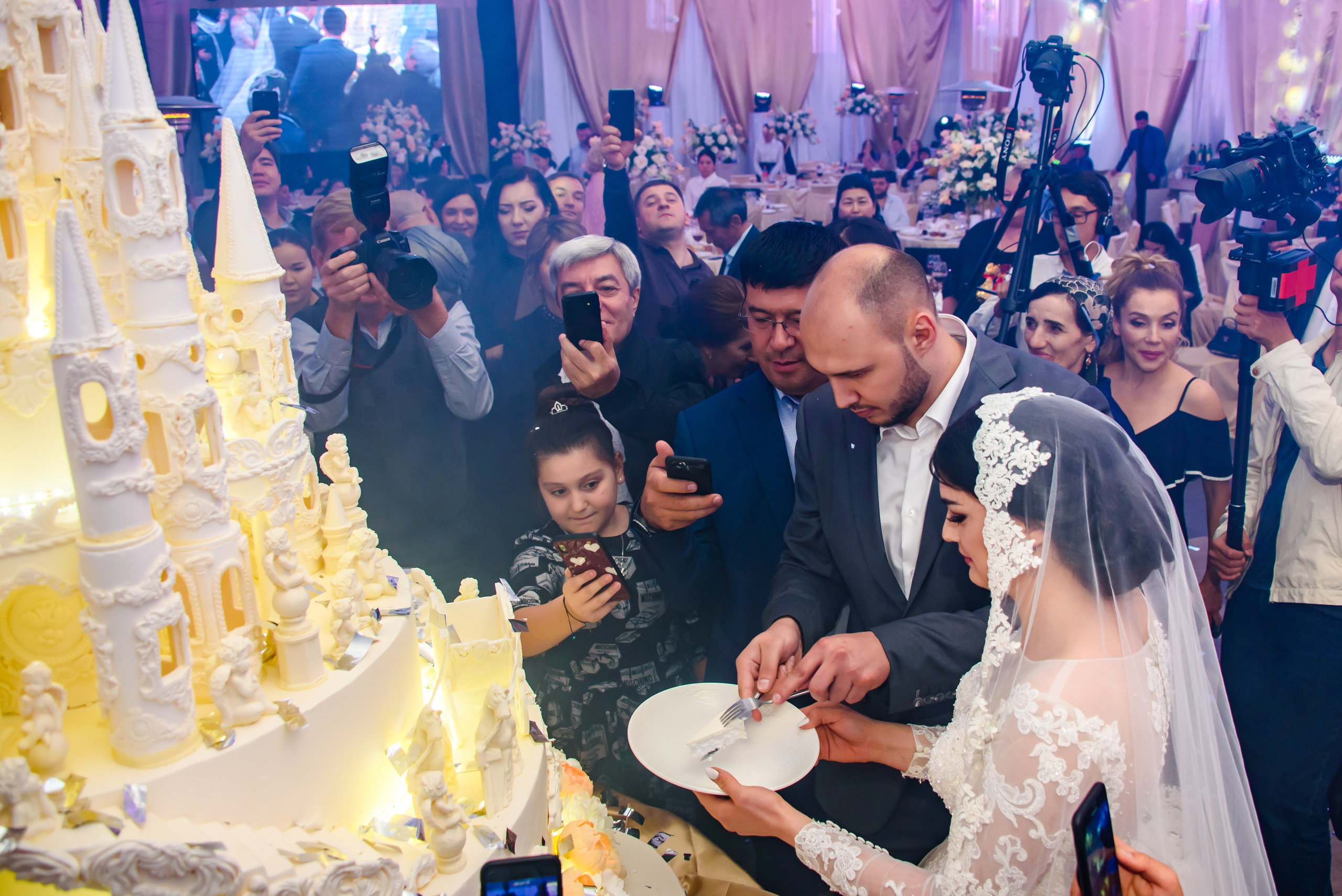 Свадьба. Фотосъёмка. Фотограф Сергей Авдеев-семейный и детский фотограф в Алматы